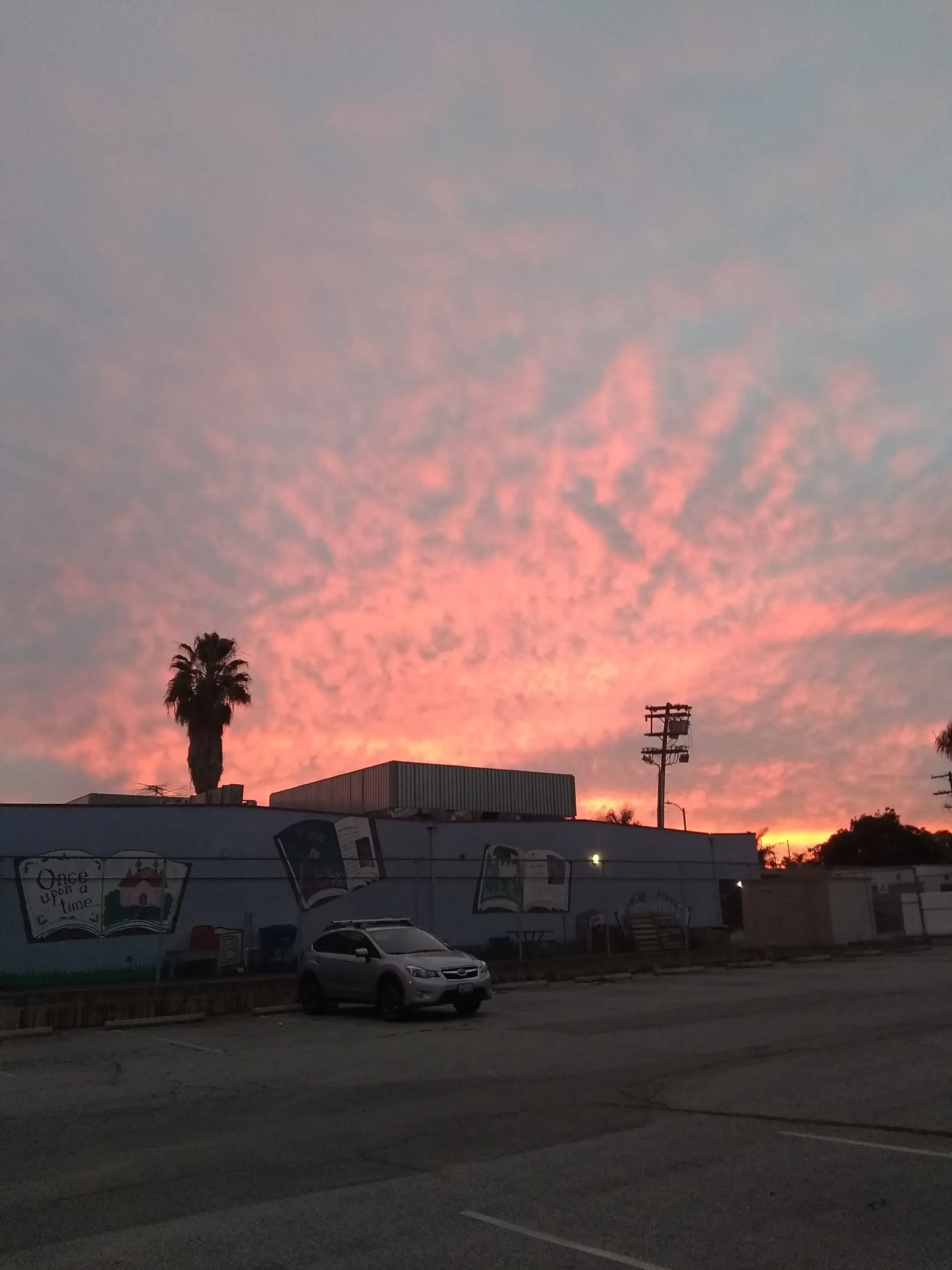 Giant Laundry Center. thumbnail 6