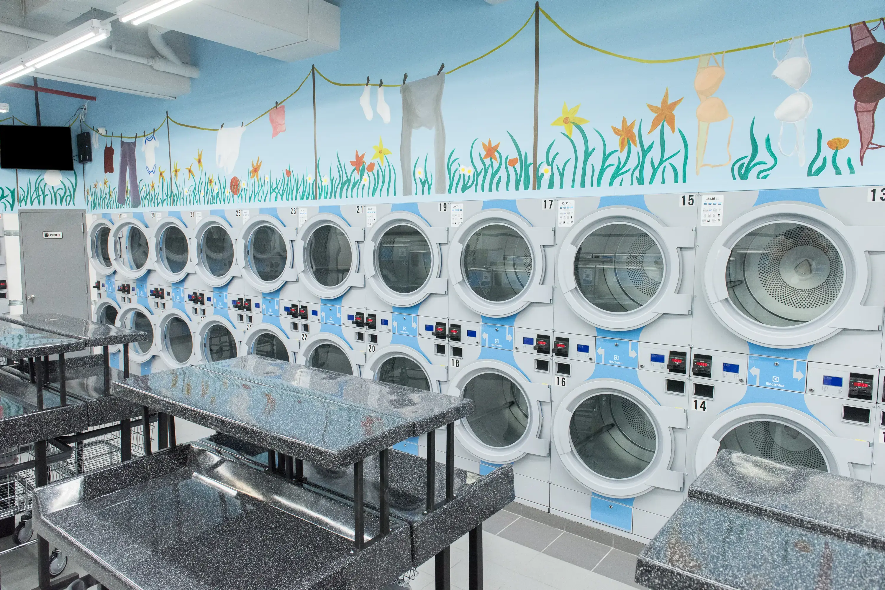 Giant Laundry East Norwalk thumbnail 1