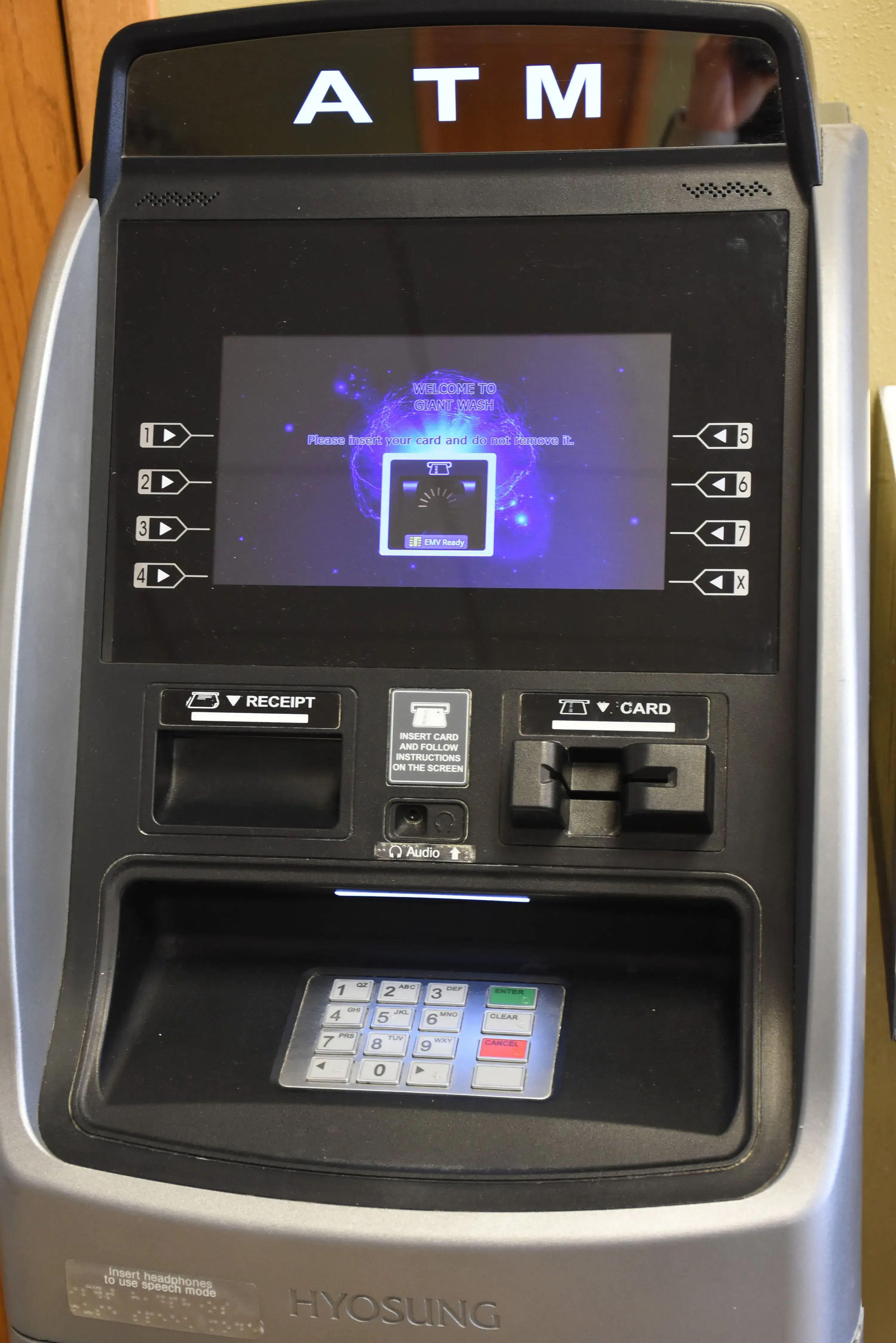 Giant Wash Coin Laundry thumbnail 19