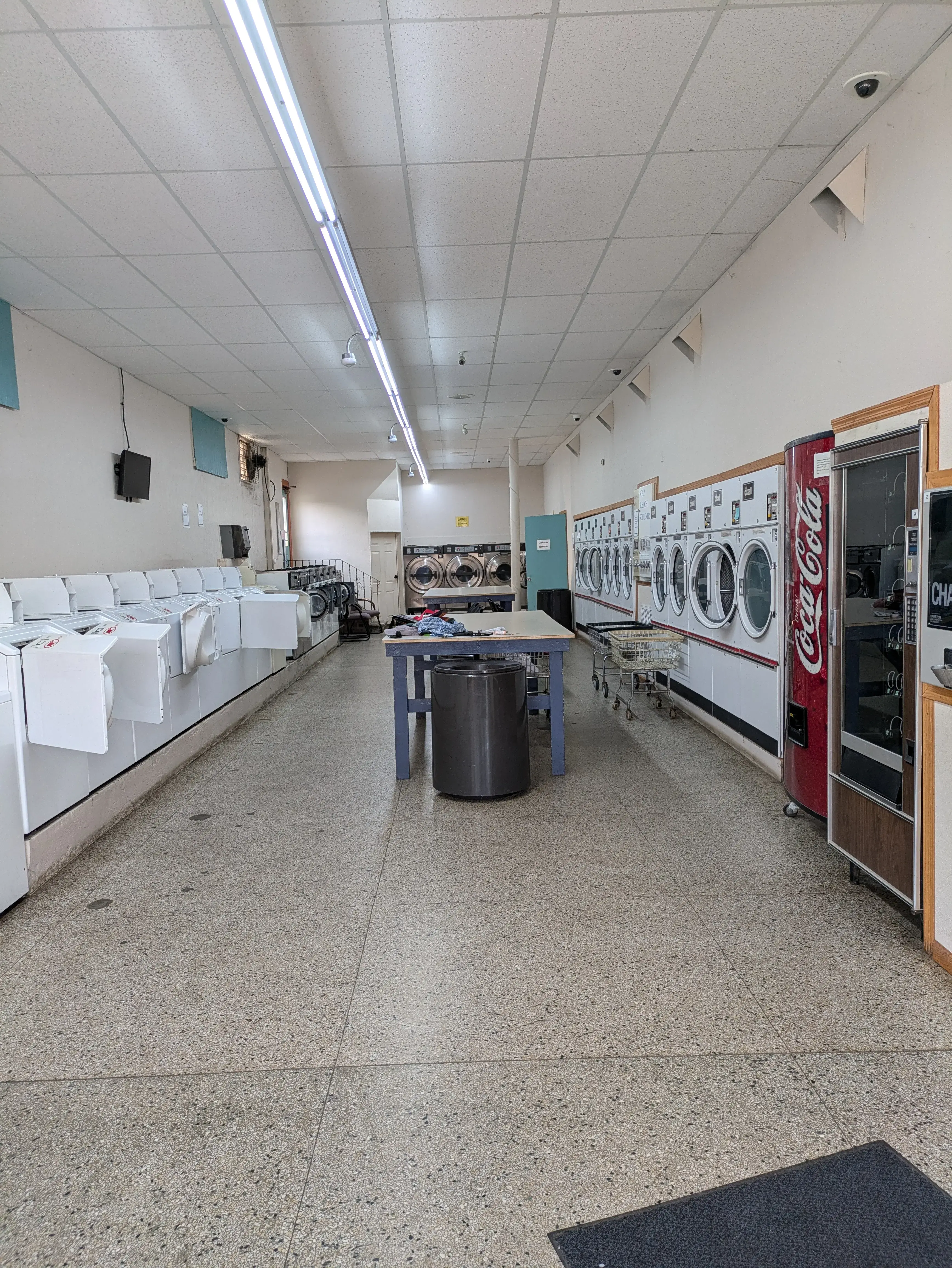 Gilbert Laundromat LLC - Image 2