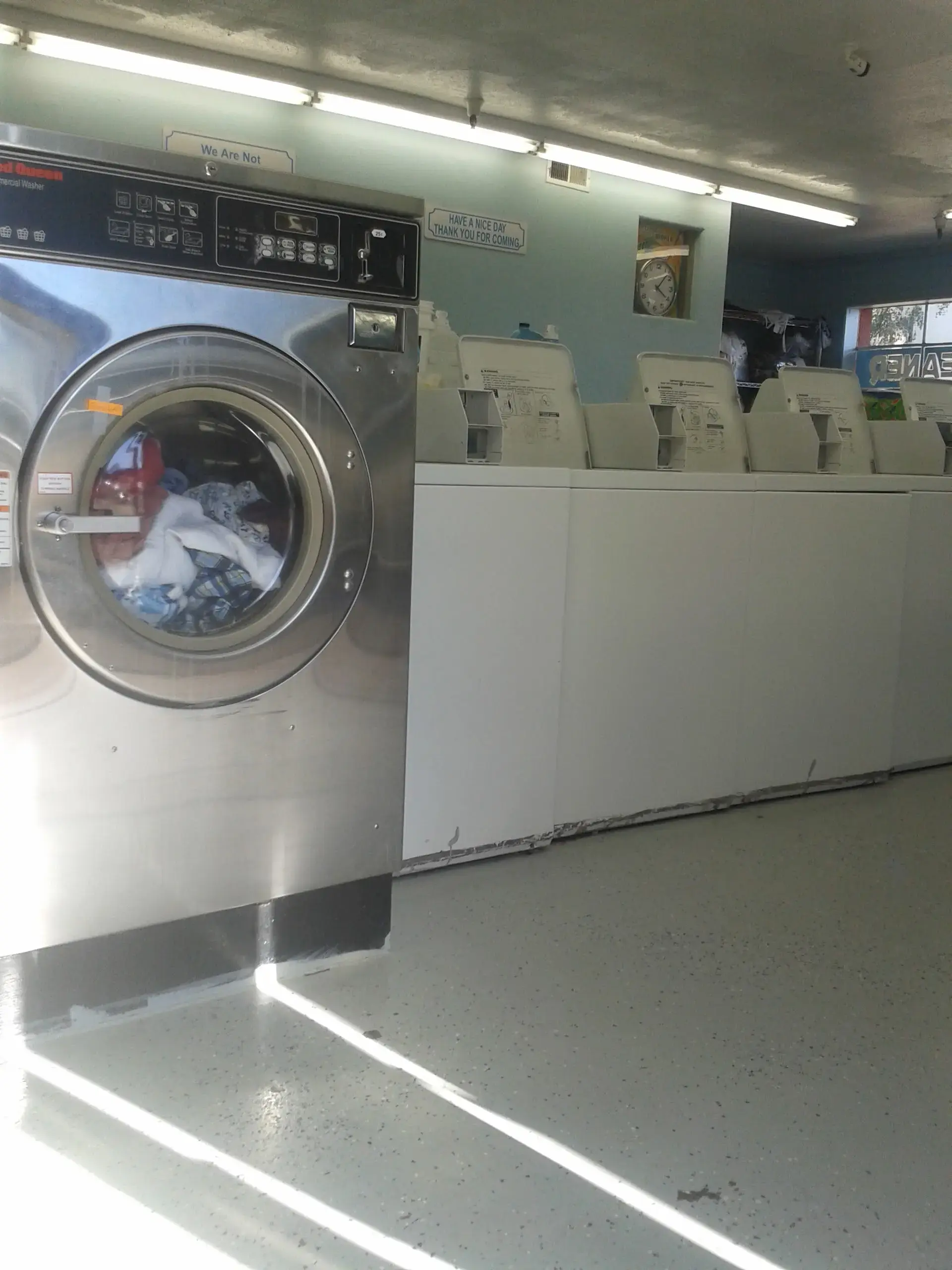 Ginny's Wash House Laundry Service - Image 16