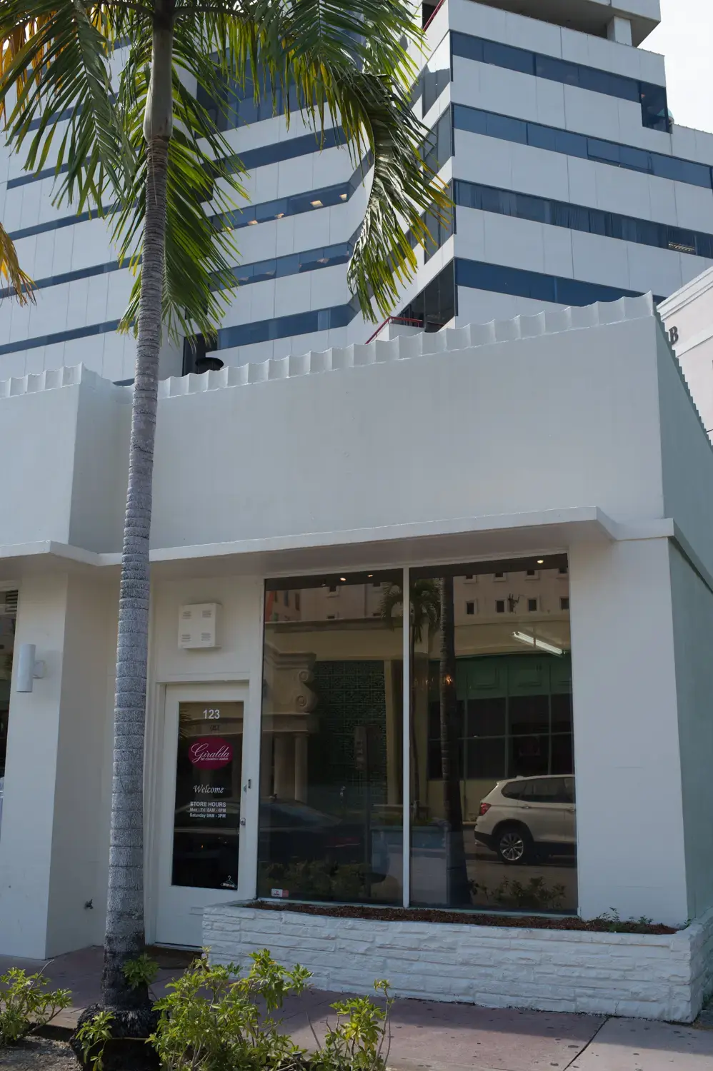 Giralda Cleaners Inc - Image 4