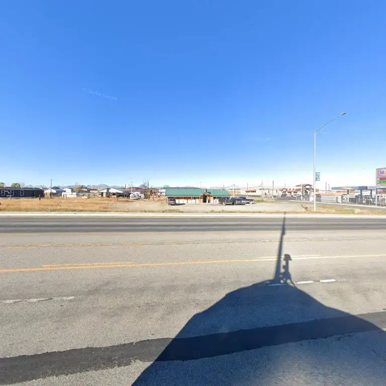 Glacier Laundry - Image 13