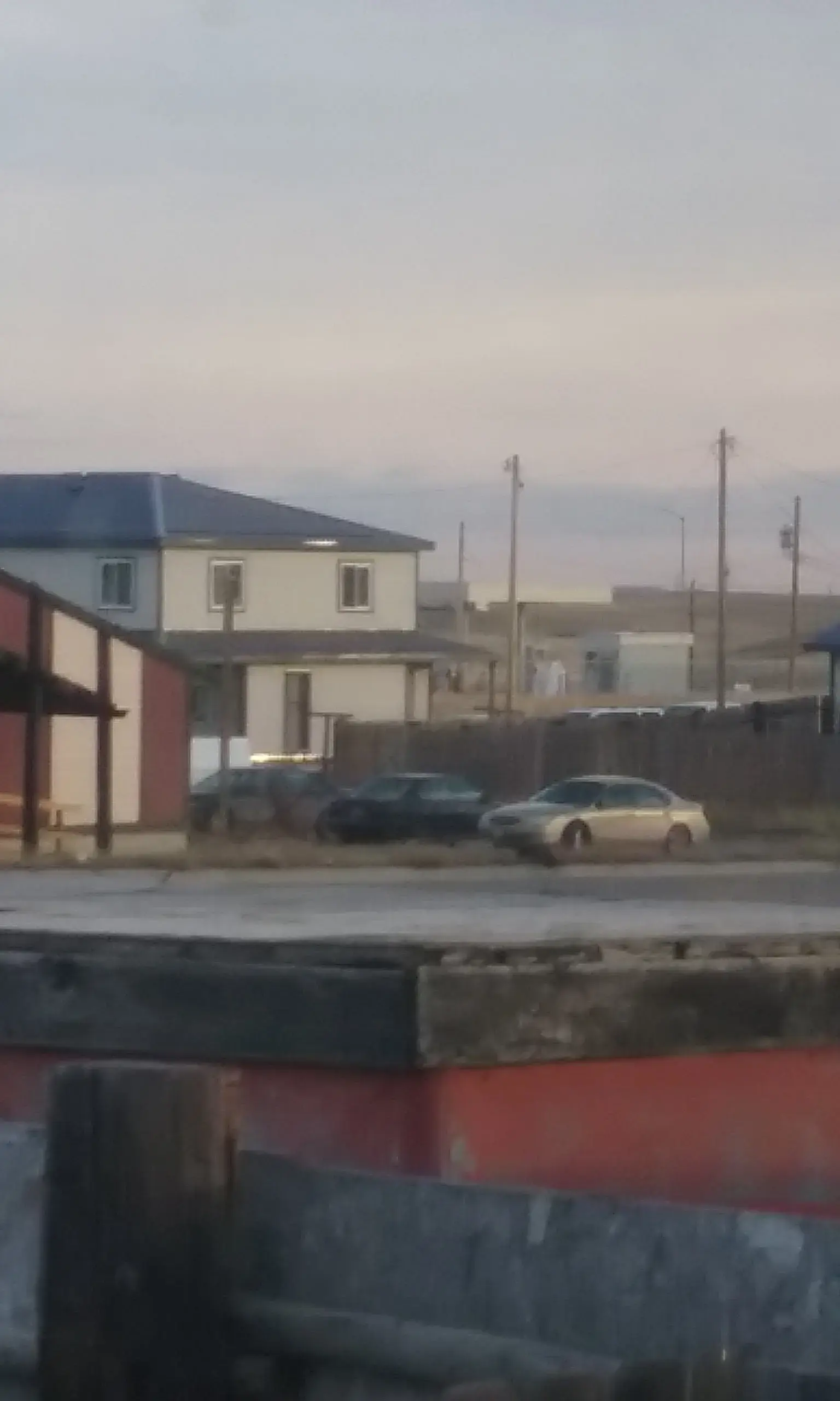 Glacier Laundry - Image 11