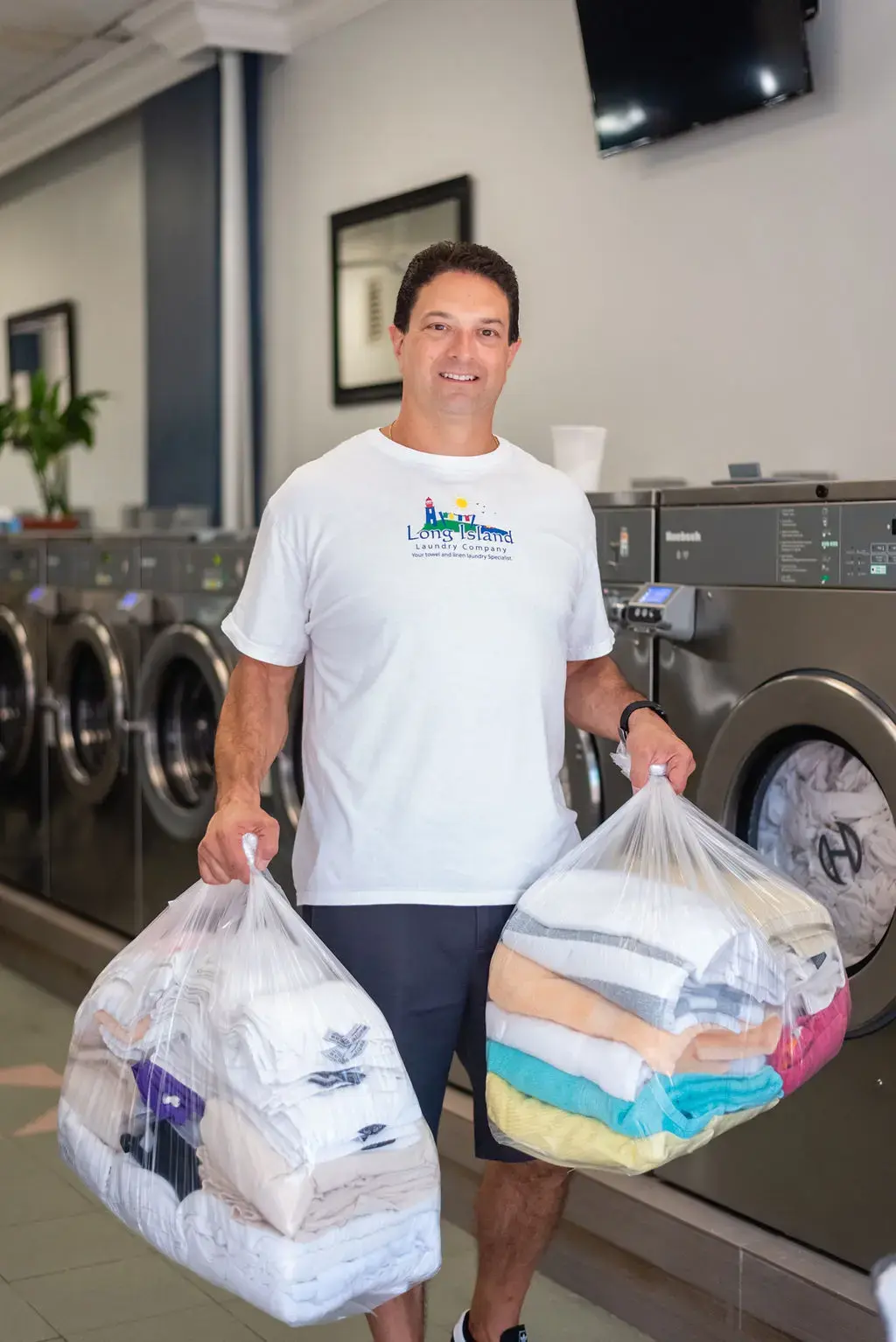 Glen Street Laundromat & Wash and Fold - Image 12