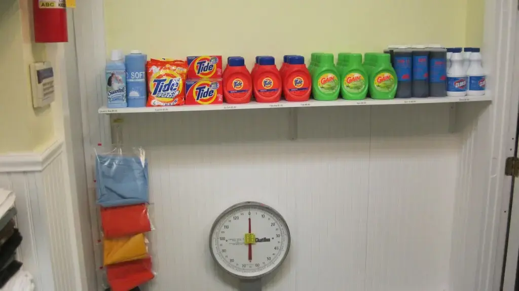 Glen Street Laundromat & Wash and Fold thumbnail 8