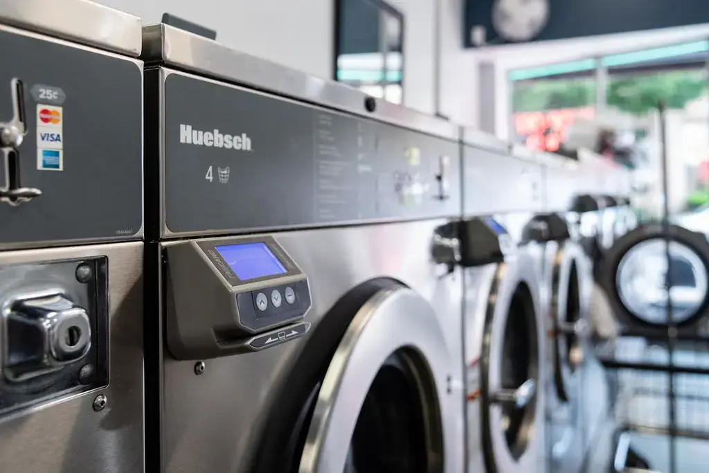 Glen Street Laundromat & Wash and Fold thumbnail 19