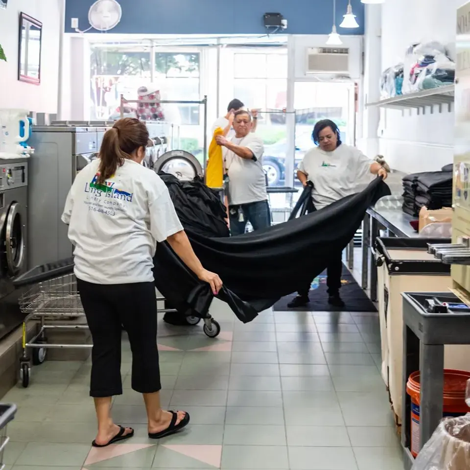 Glen Street Laundromat & Wash and Fold - Image 7