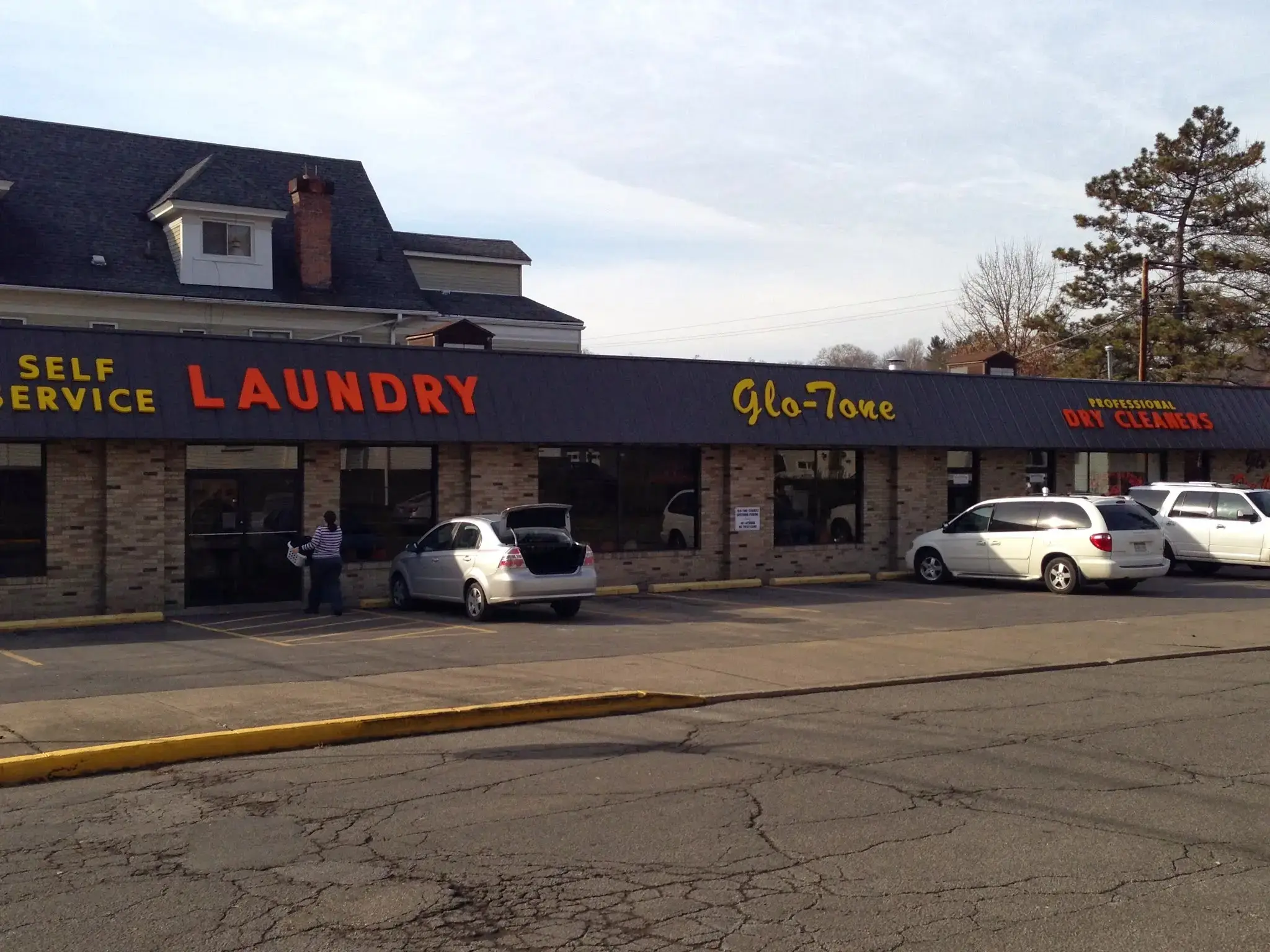 Glo-Tone Cleaners - Image 4