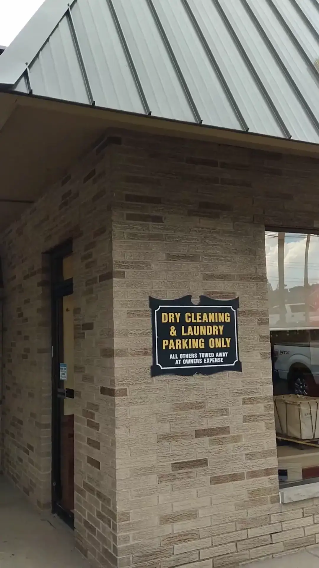 Glo-Tone Cleaners - Image 9