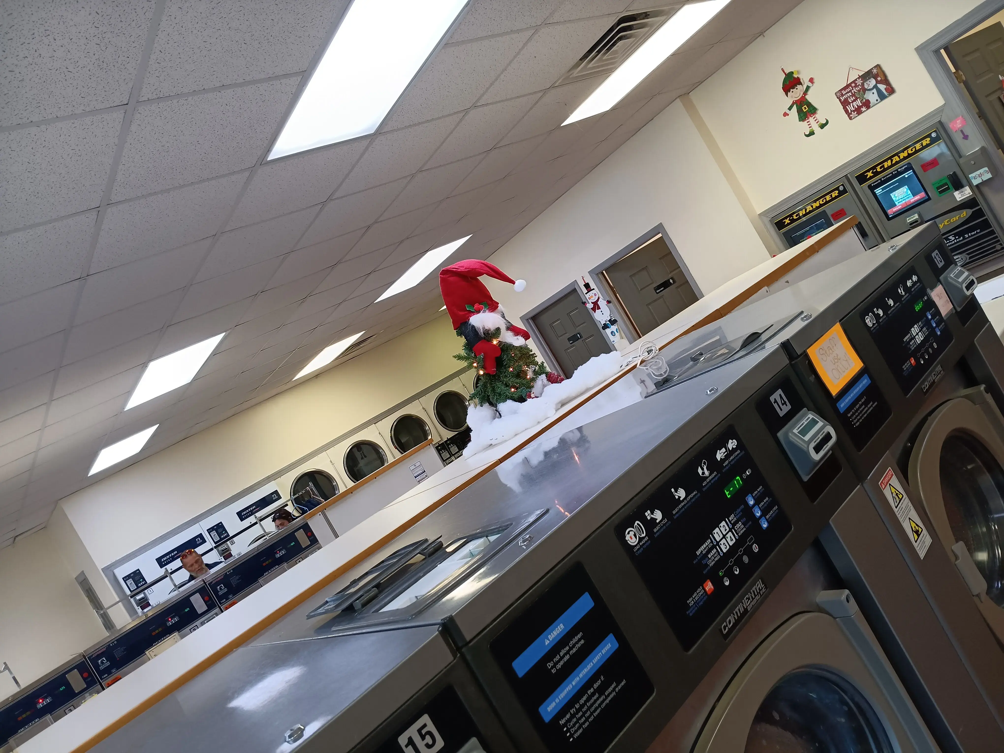 Gloucester U-Do-It Laundry - Image 2