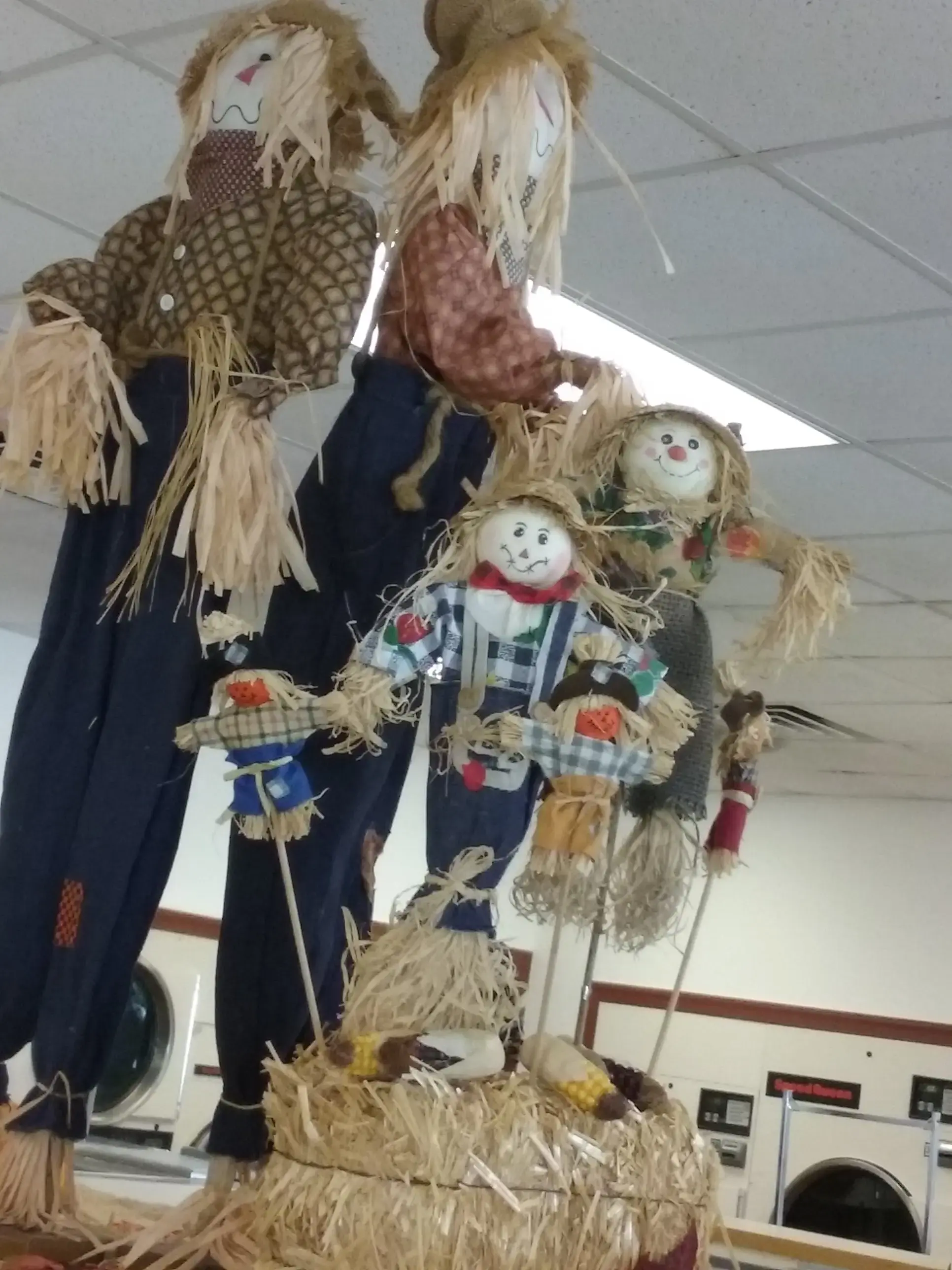 Gloucester U-Do-It Laundry thumbnail 20