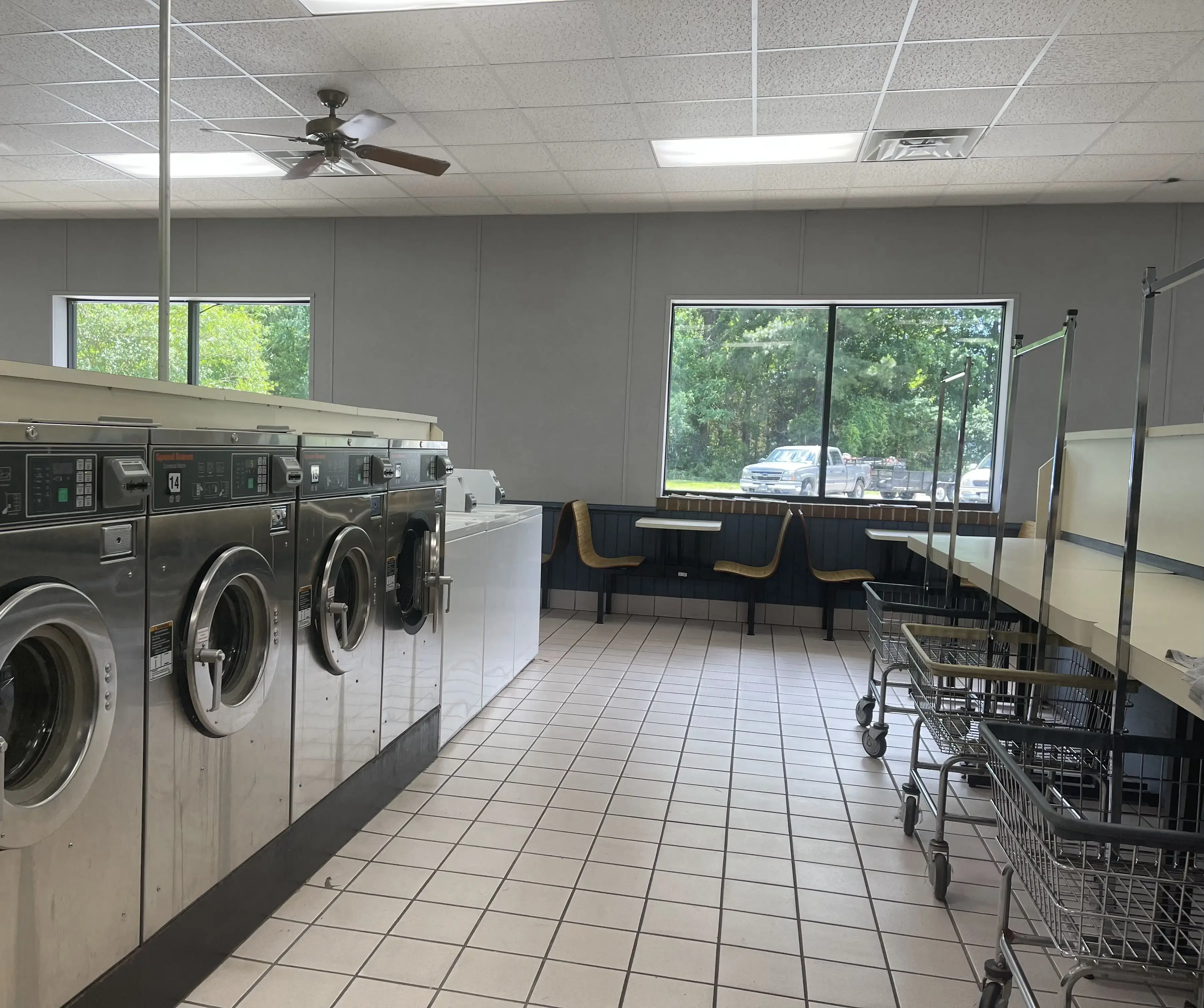 Gloucester U-Do-It Laundry location