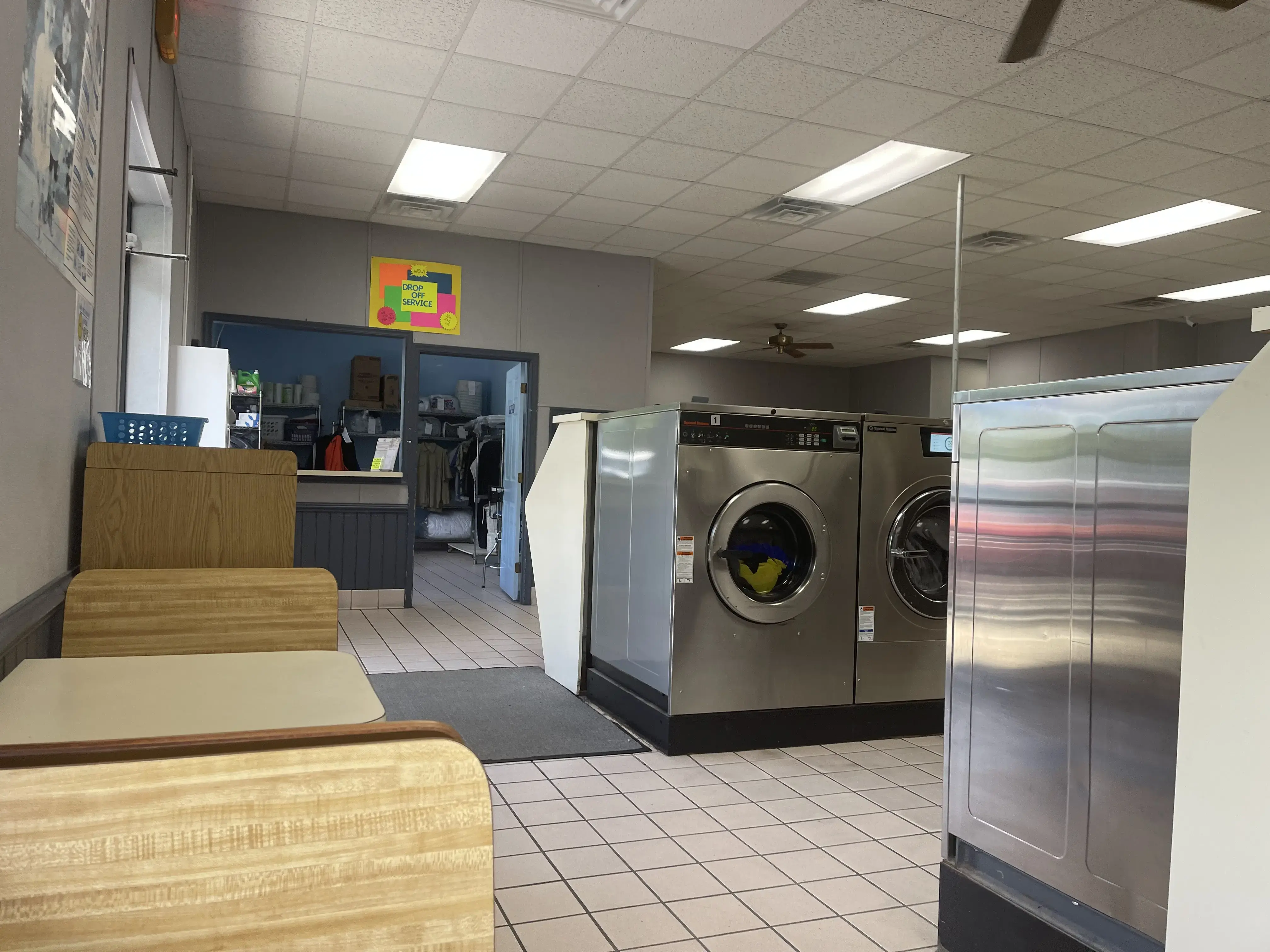 Gloucester U-Do-It Laundry - Image 9