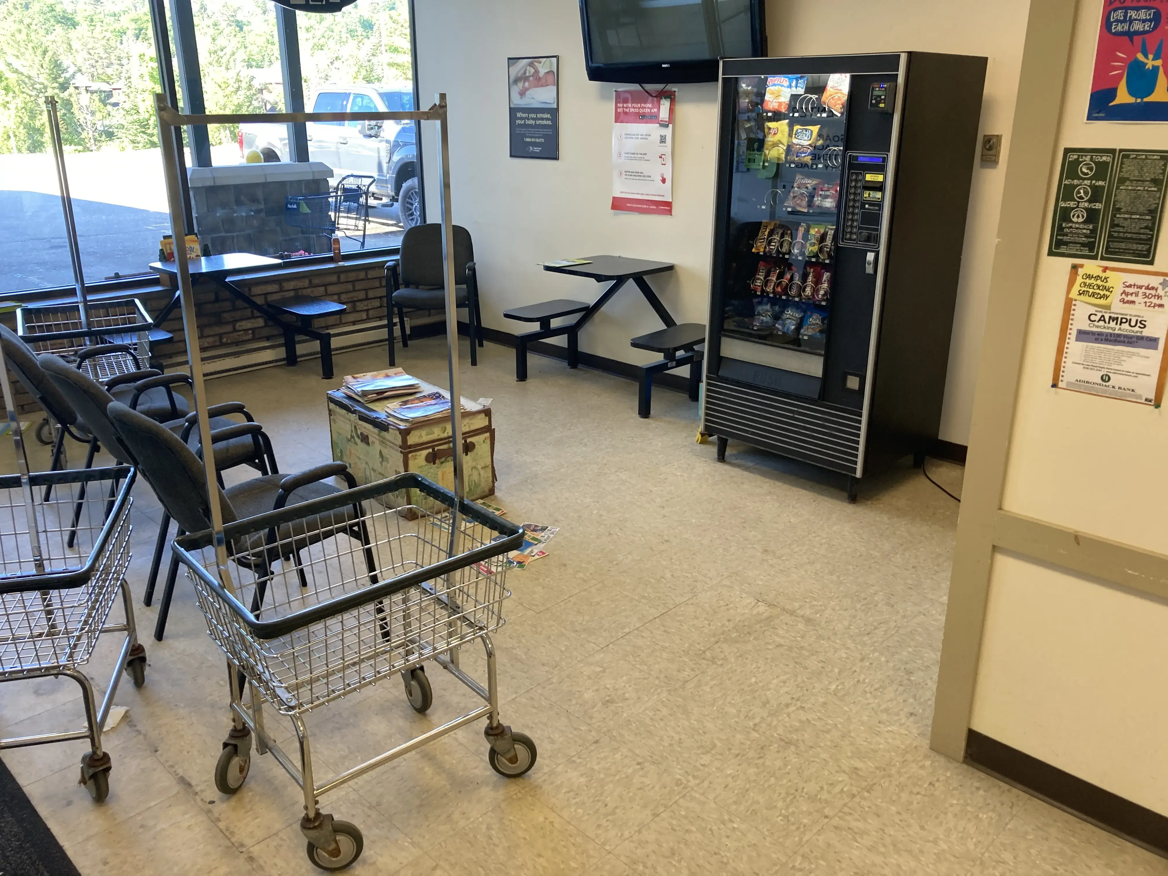 Gold Medal Laundromat thumbnail 5