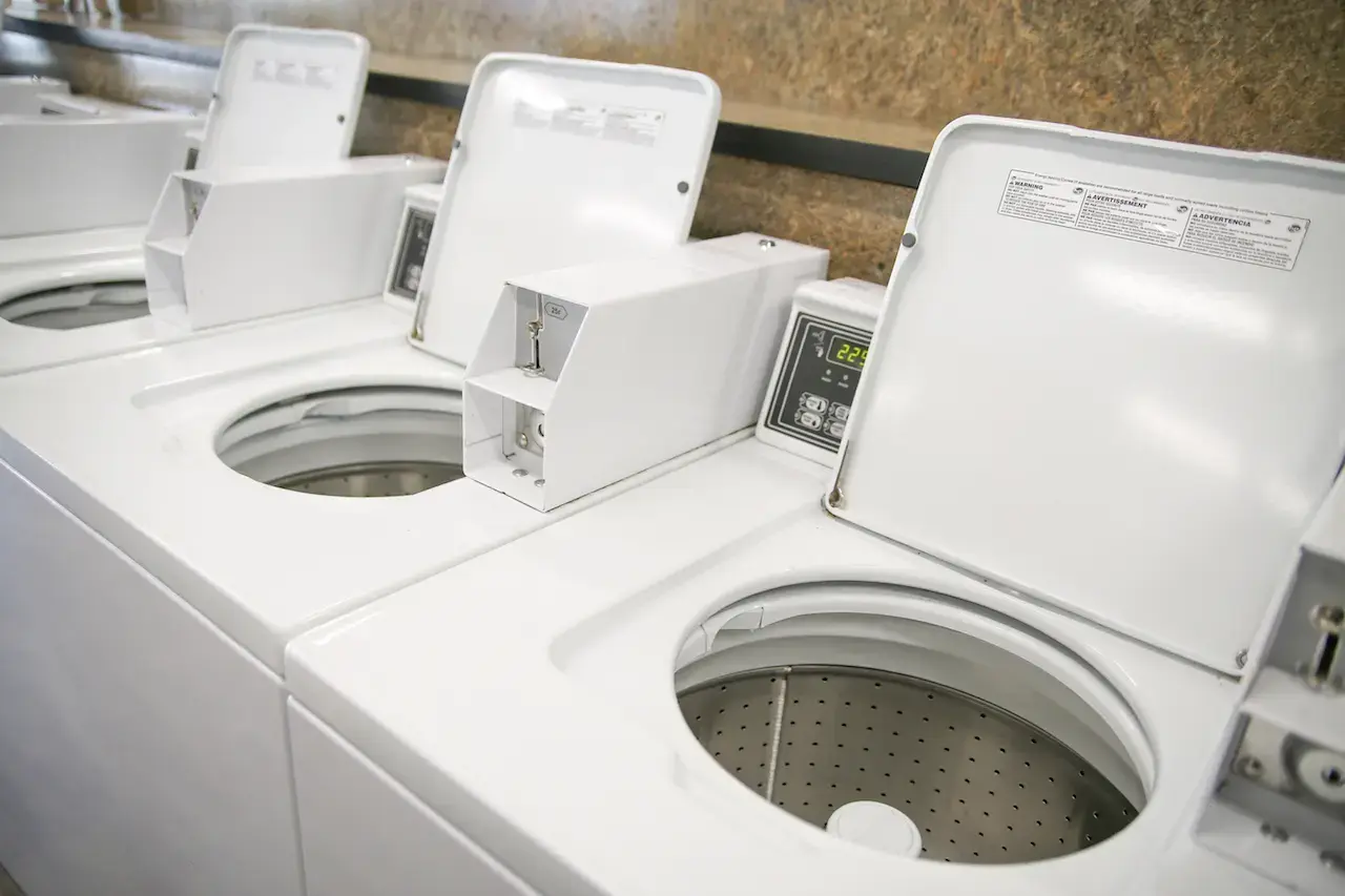 Gold Run Laundromat thumbnail 12