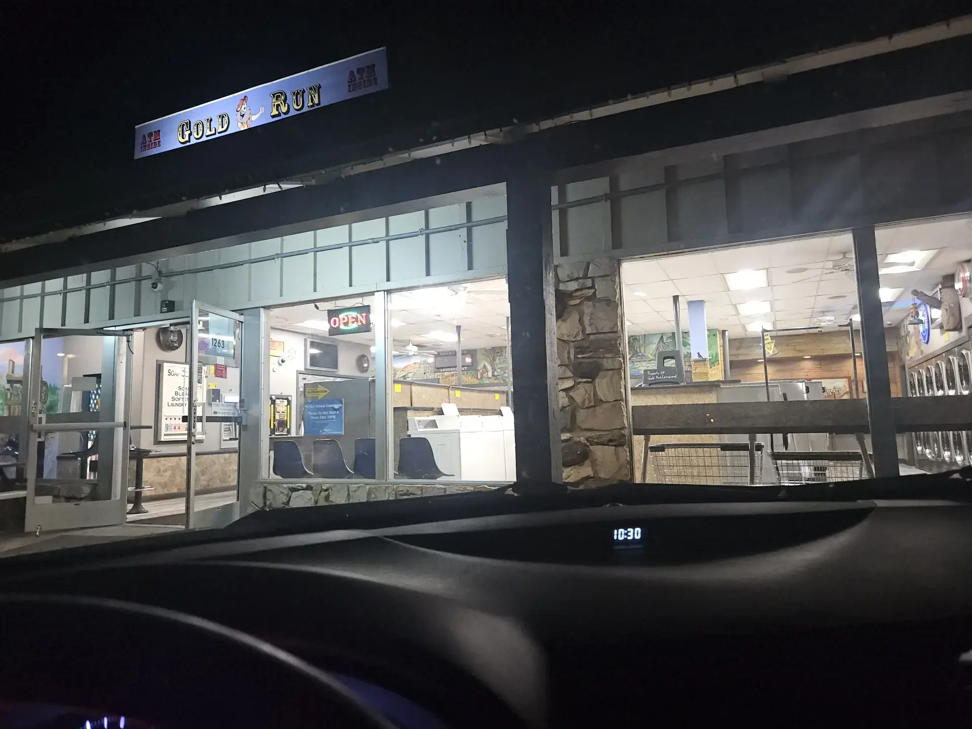 Gold Run Laundromat - Image 4