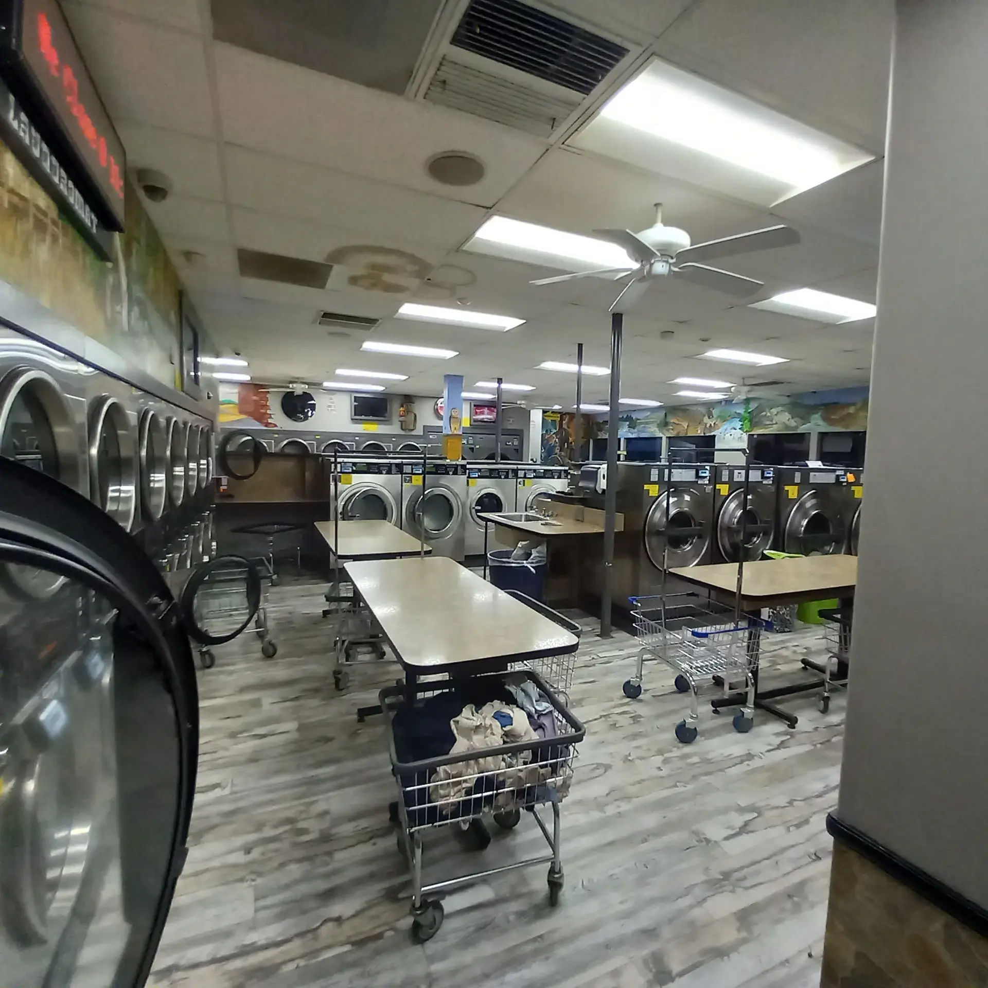 Gold Run Laundromat - Image 11