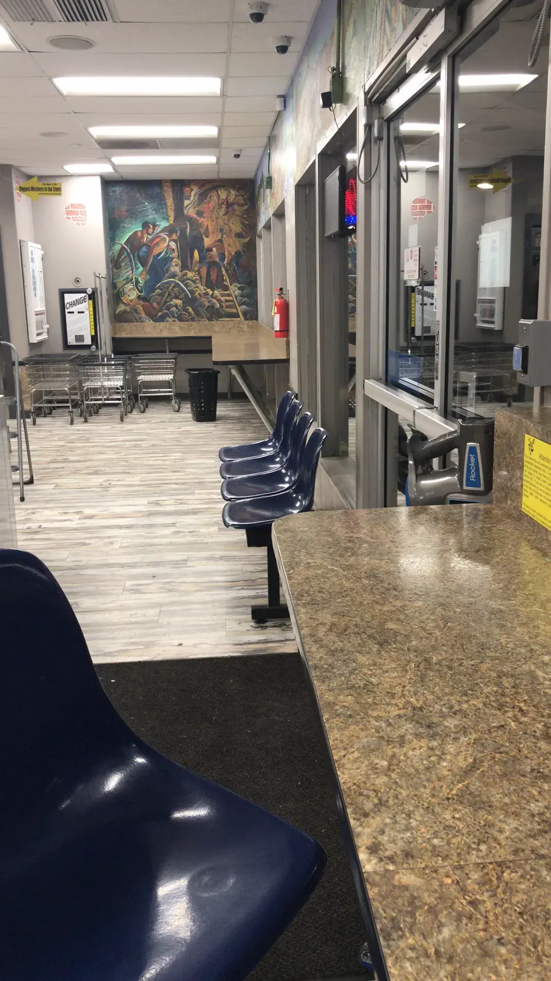 Gold Run Laundromat - Image 10