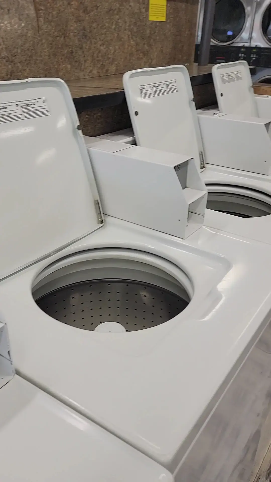 Gold Run Laundromat thumbnail 16