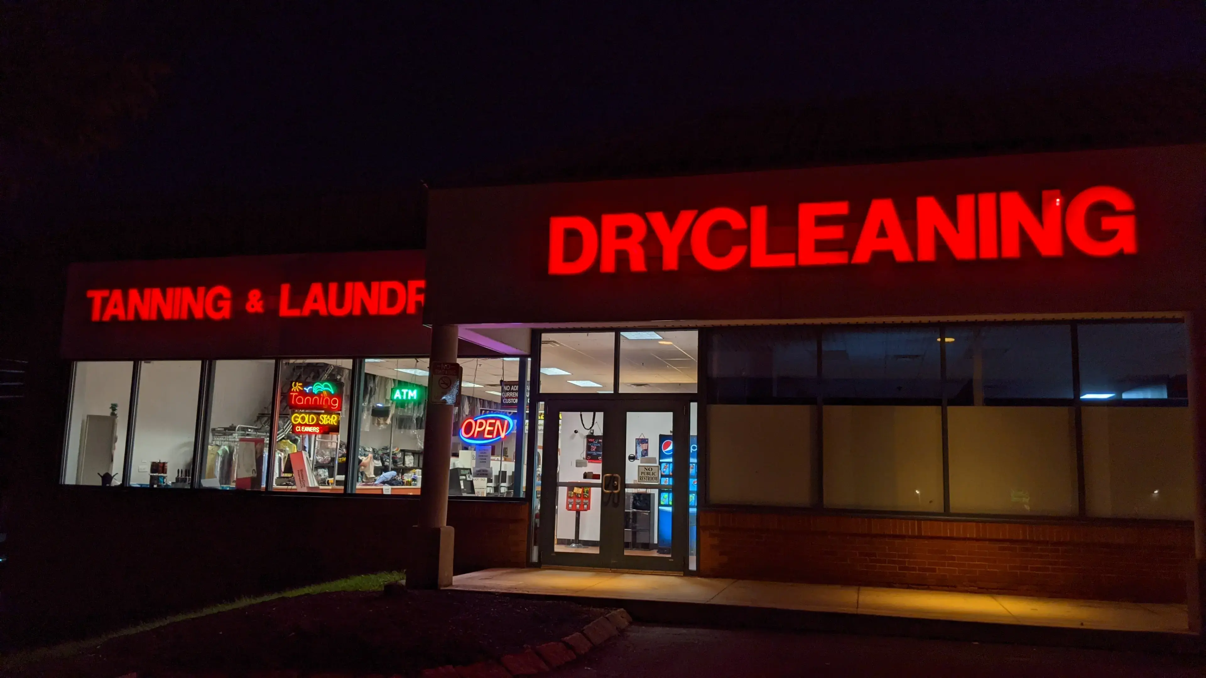 Gold Star Cleaners thumbnail 3