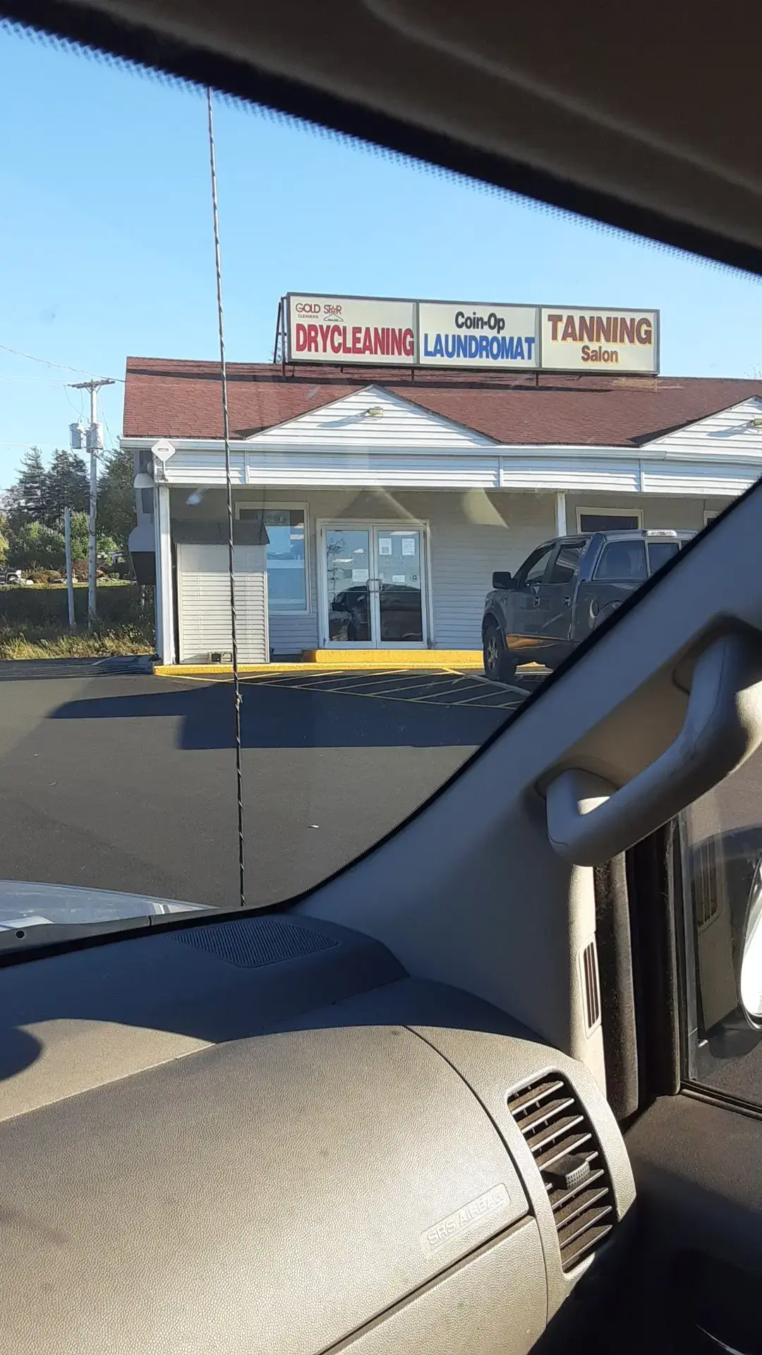 Gold Star Cleaners thumbnail 6