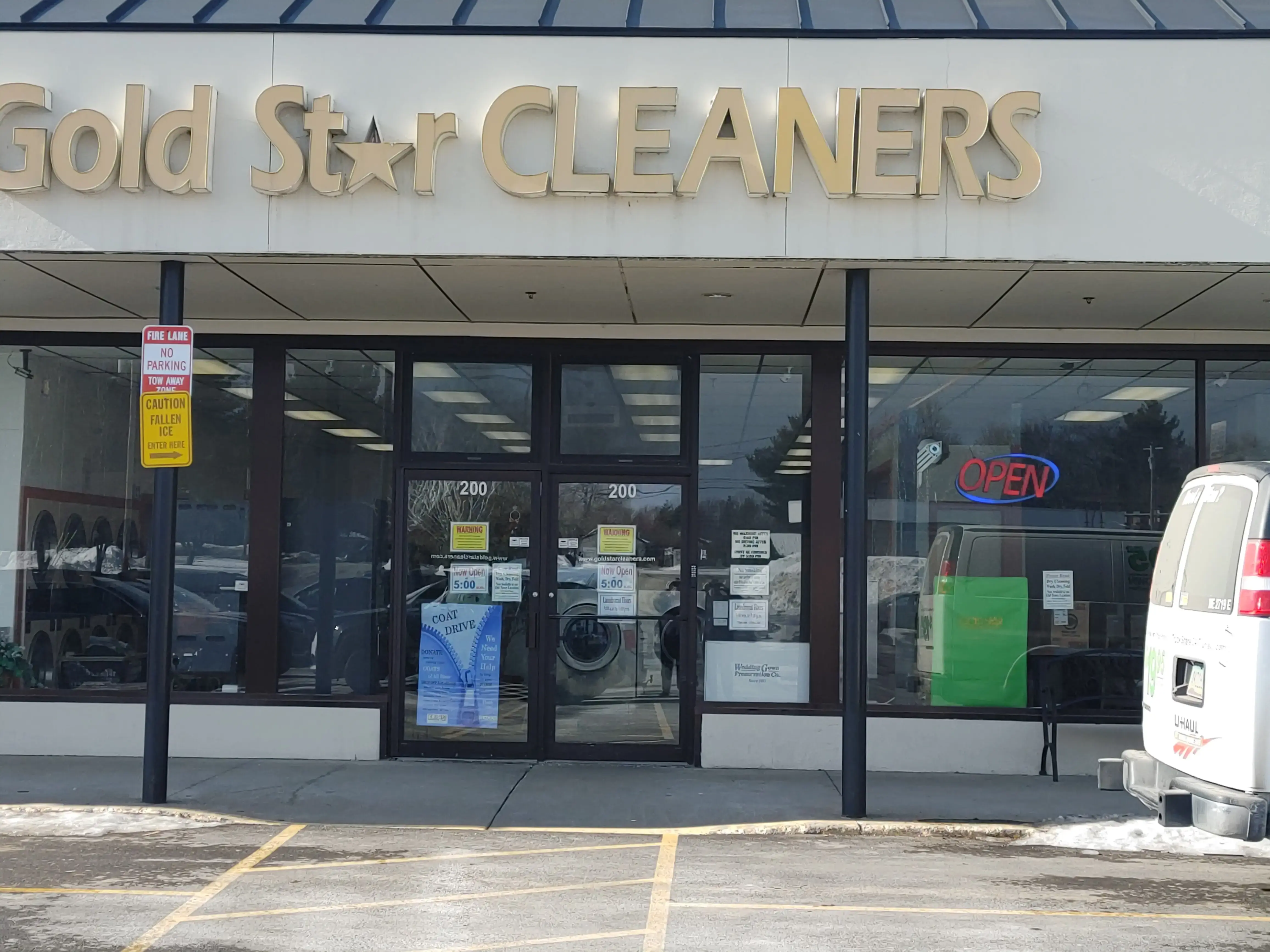 Gold Star Cleaners thumbnail 4