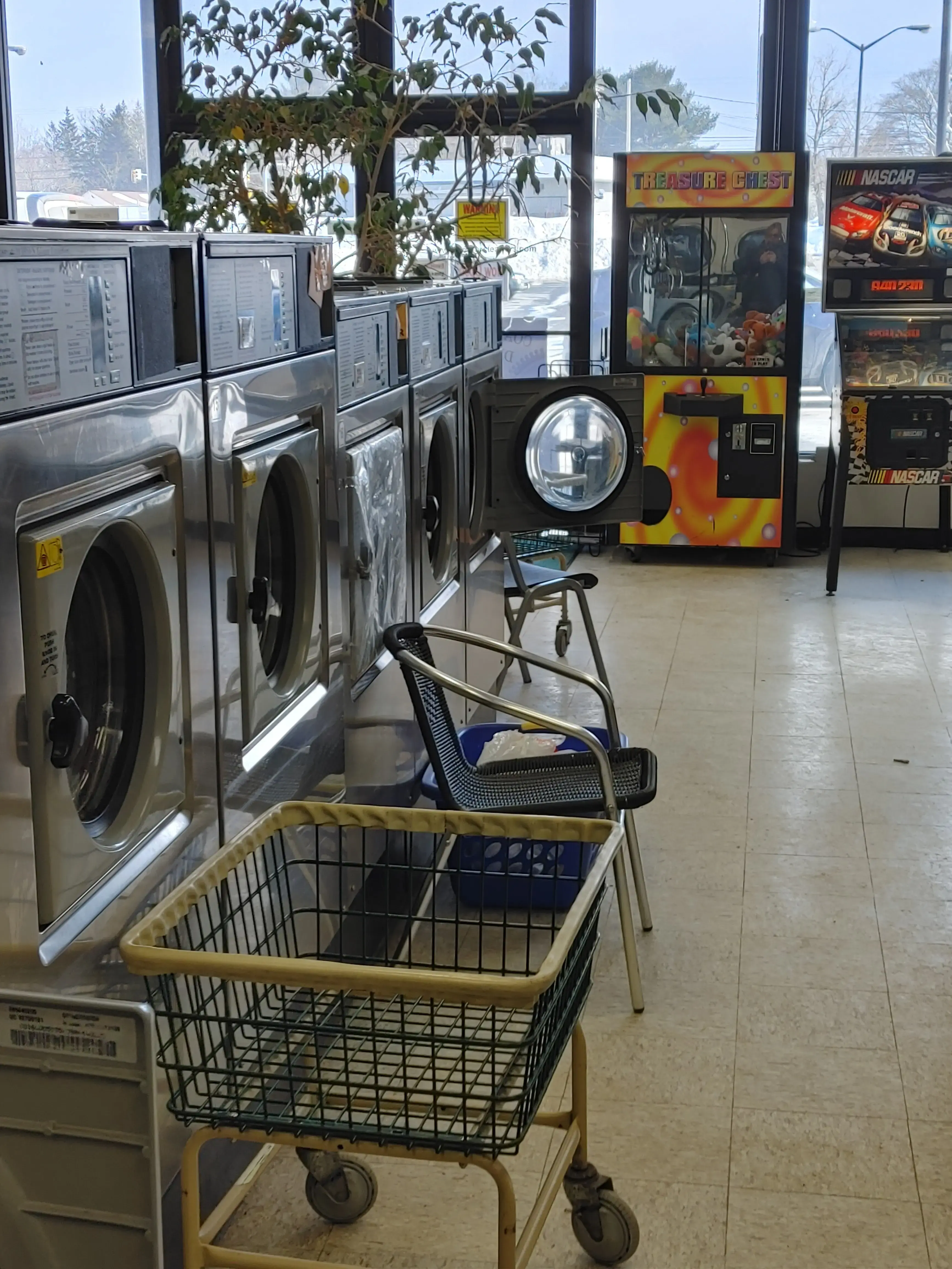Gold Star Cleaners thumbnail 3