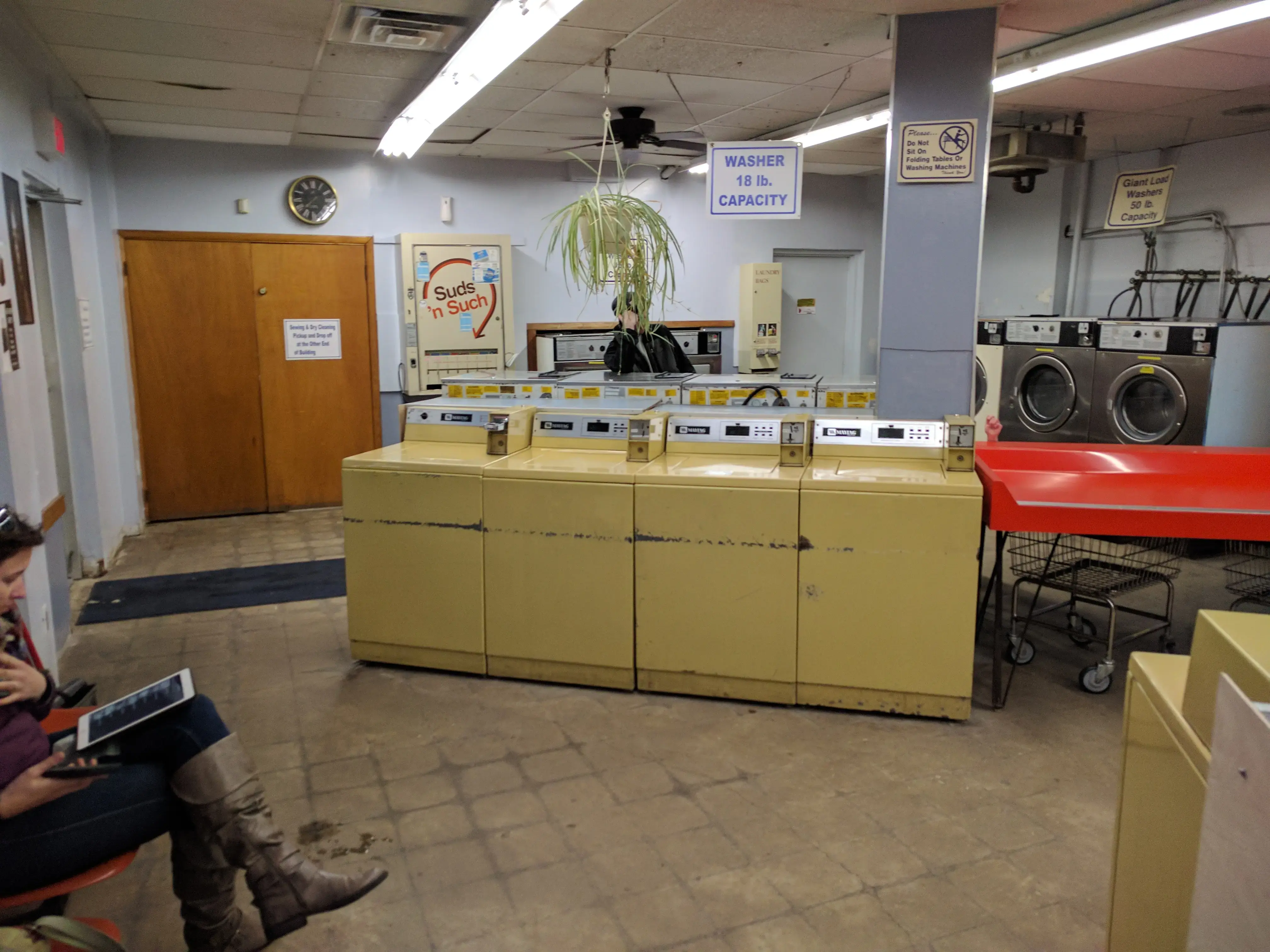 Golden Coin Dry Cleaners - Image 2