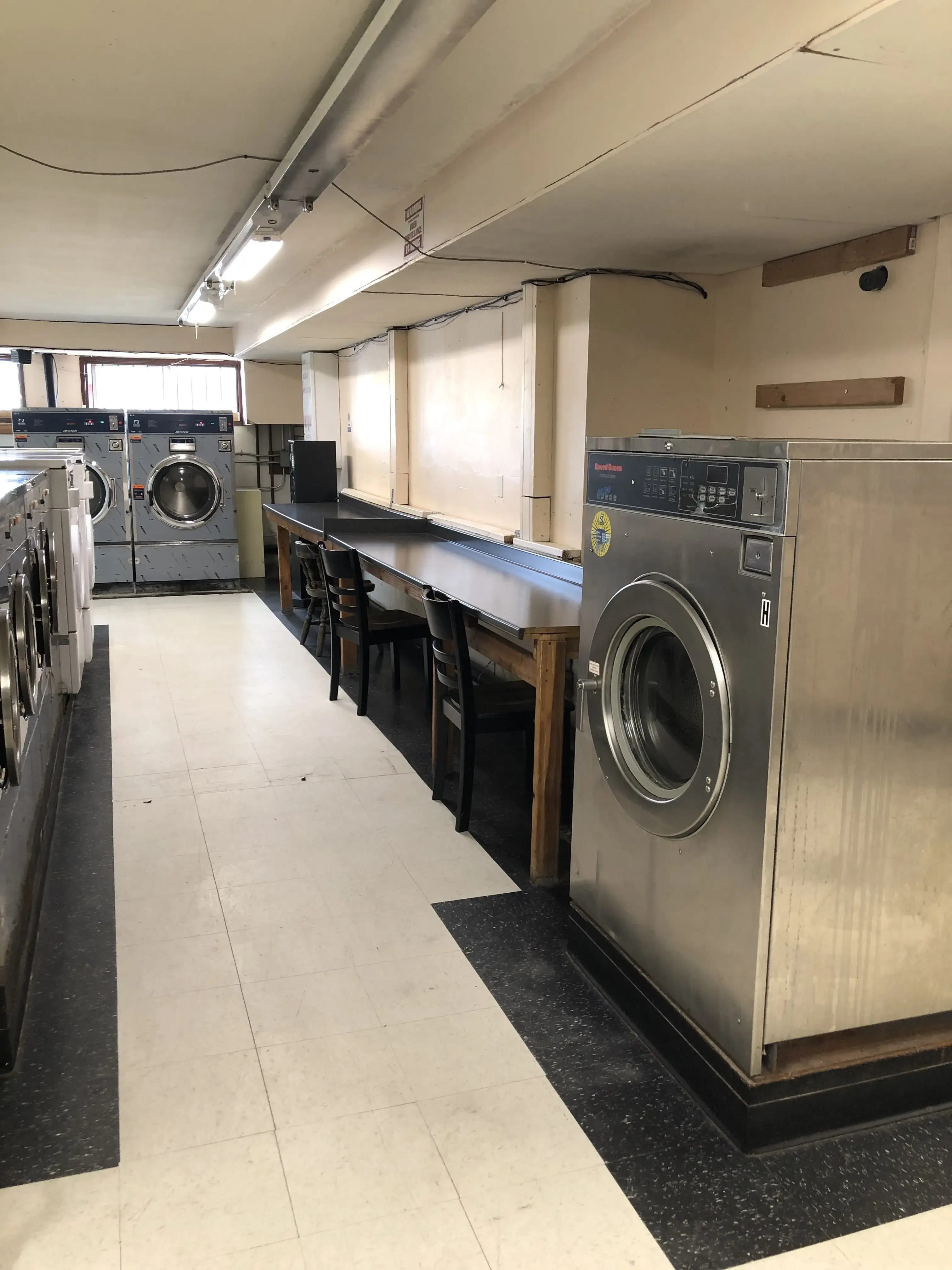 Golden Coin Laundry thumbnail 6