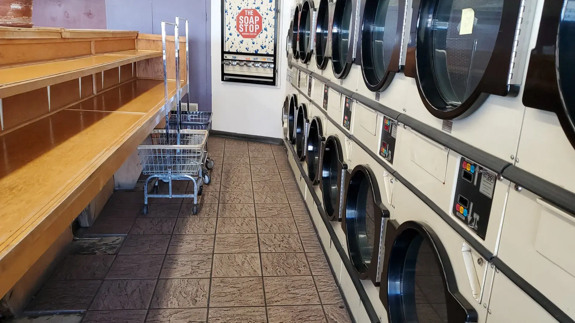 Golden Suds Laundry thumbnail 7