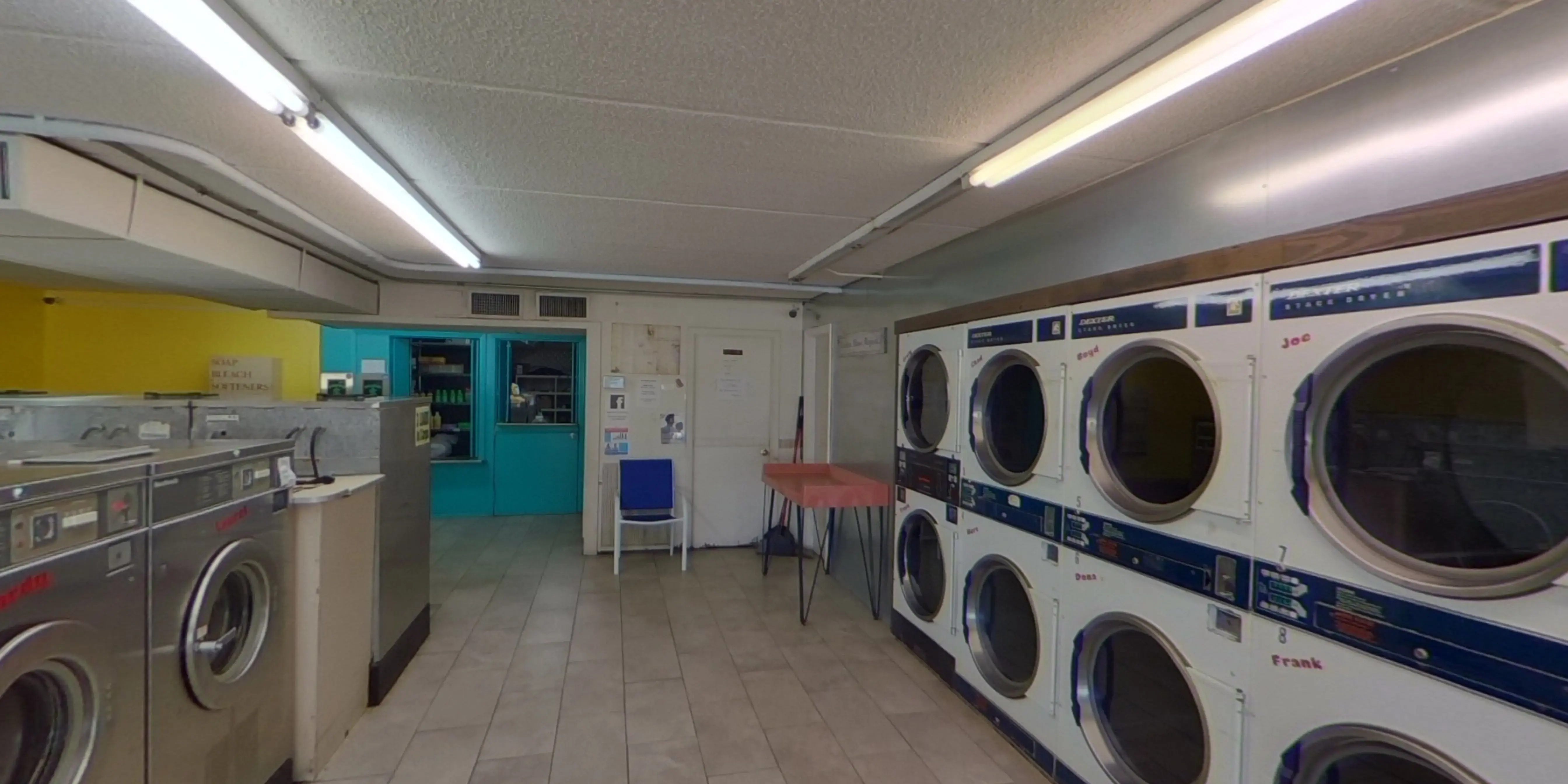 Golden Tide Laundromat thumbnail 3
