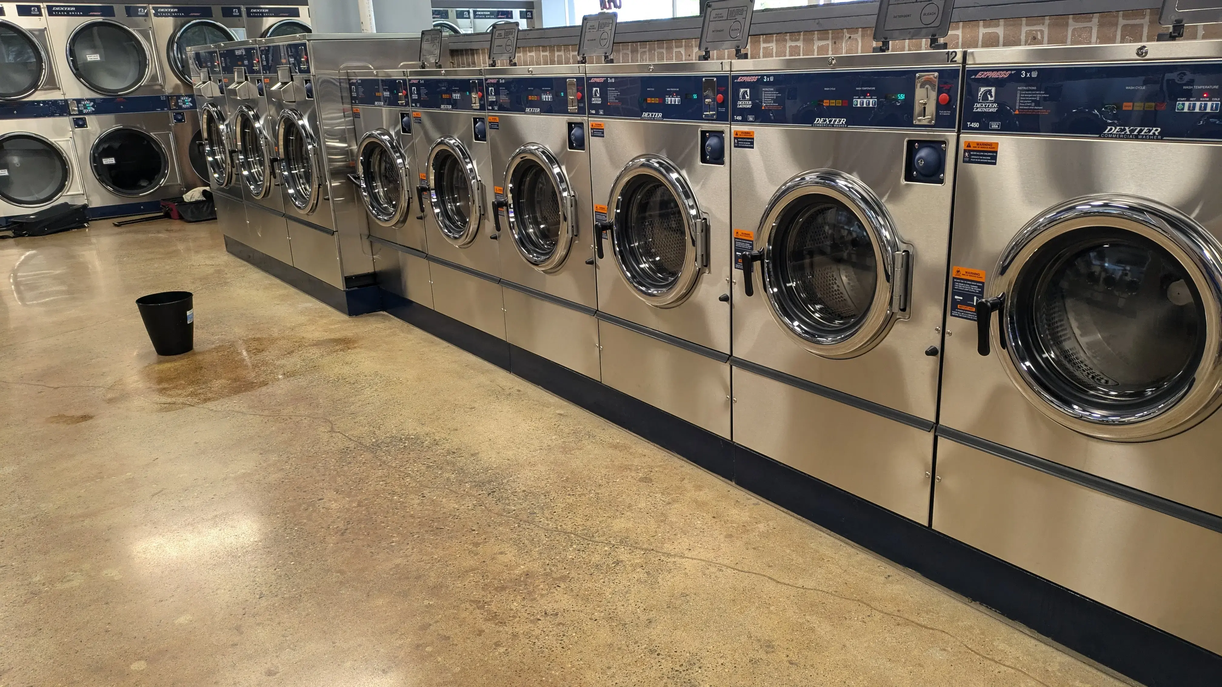 Golden Wash Laundromat location