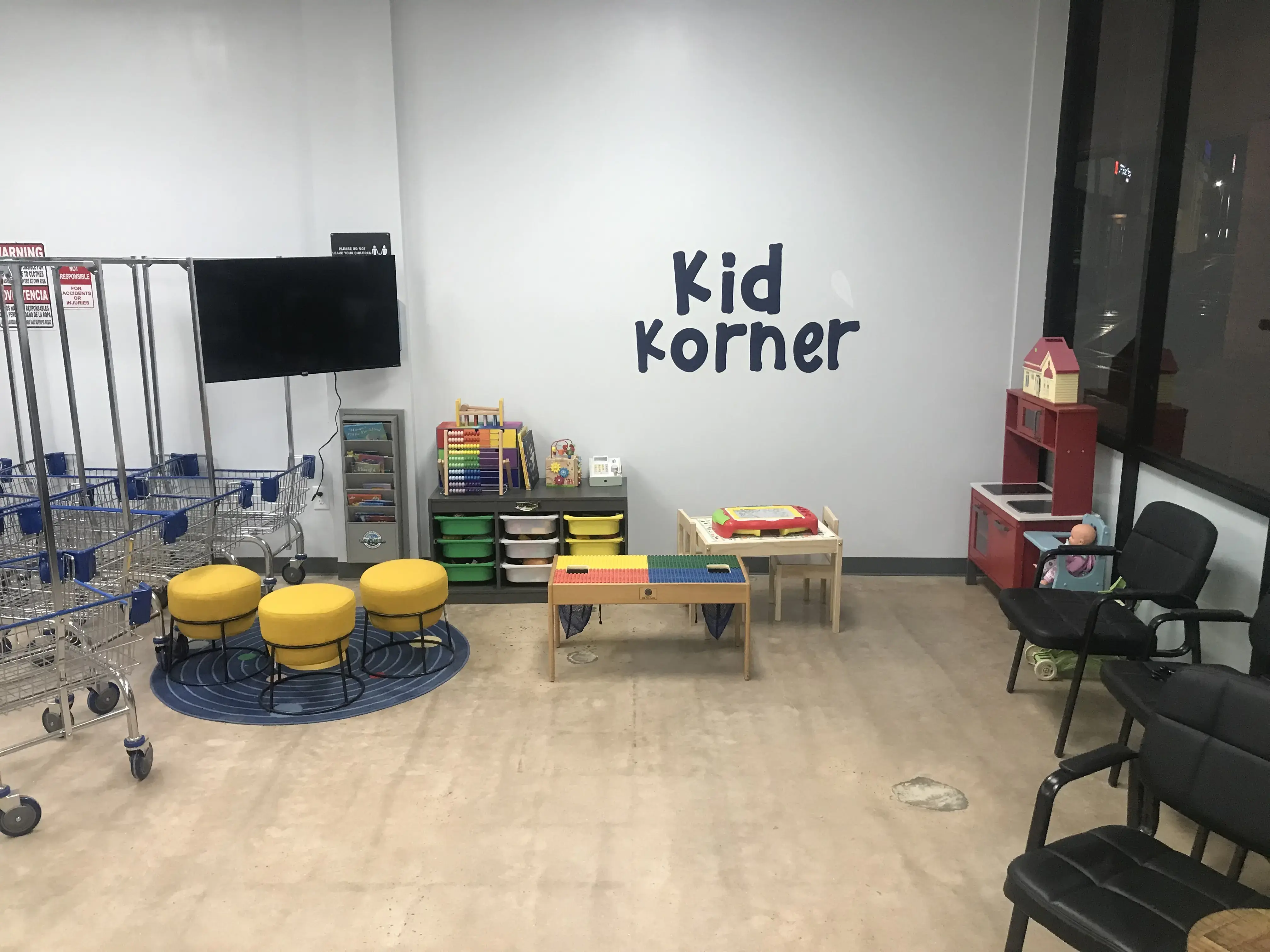 Gone Washing Laundromat thumbnail 5