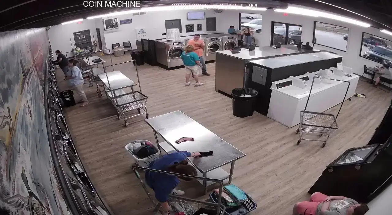 Good & Clean Laundry - Image 8