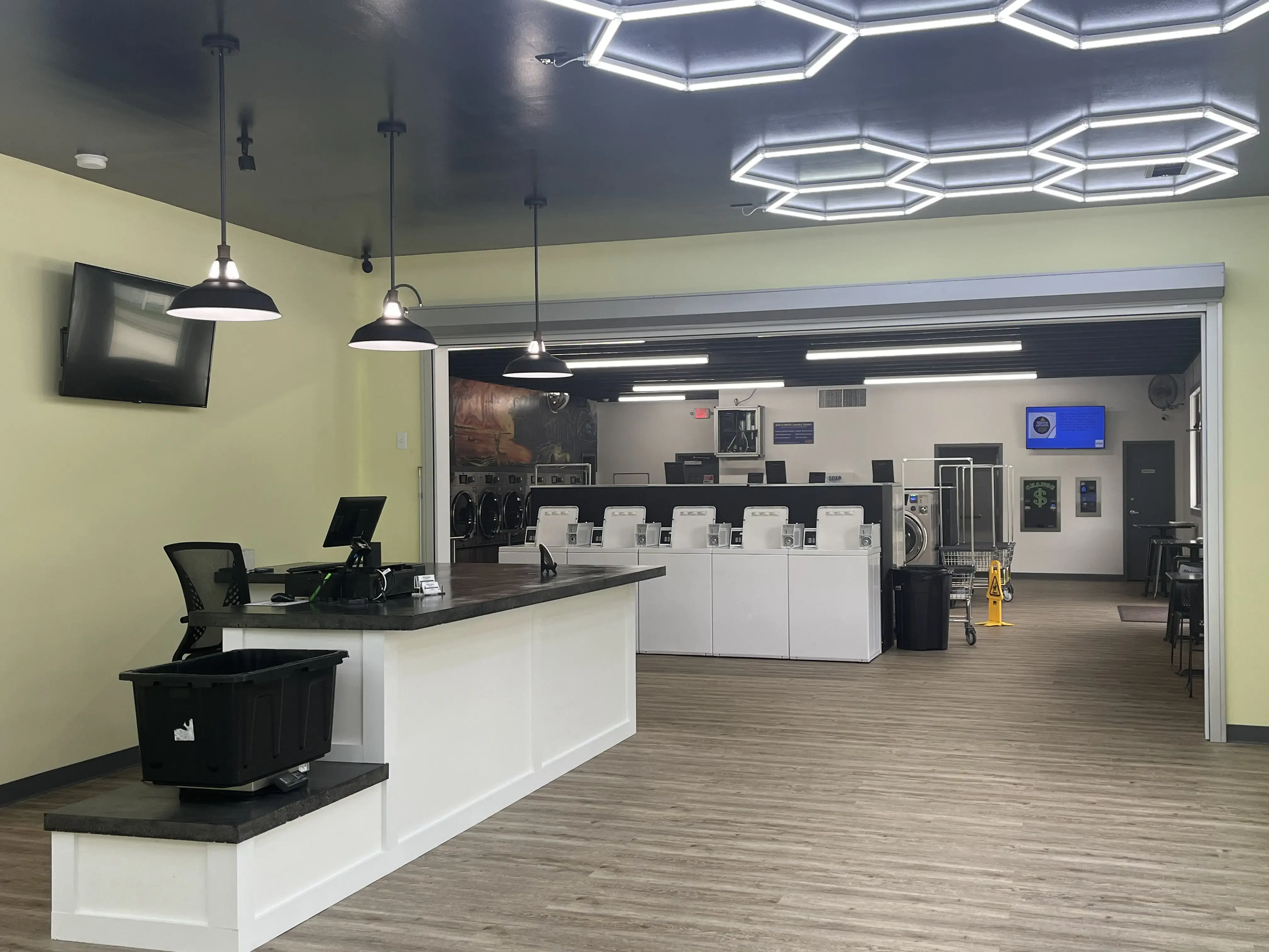 Good & Clean Laundry thumbnail 3