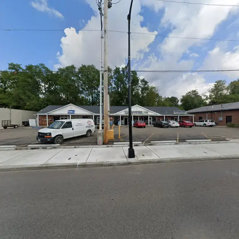 Good Dry Cleaners & Laundromat - Image 17