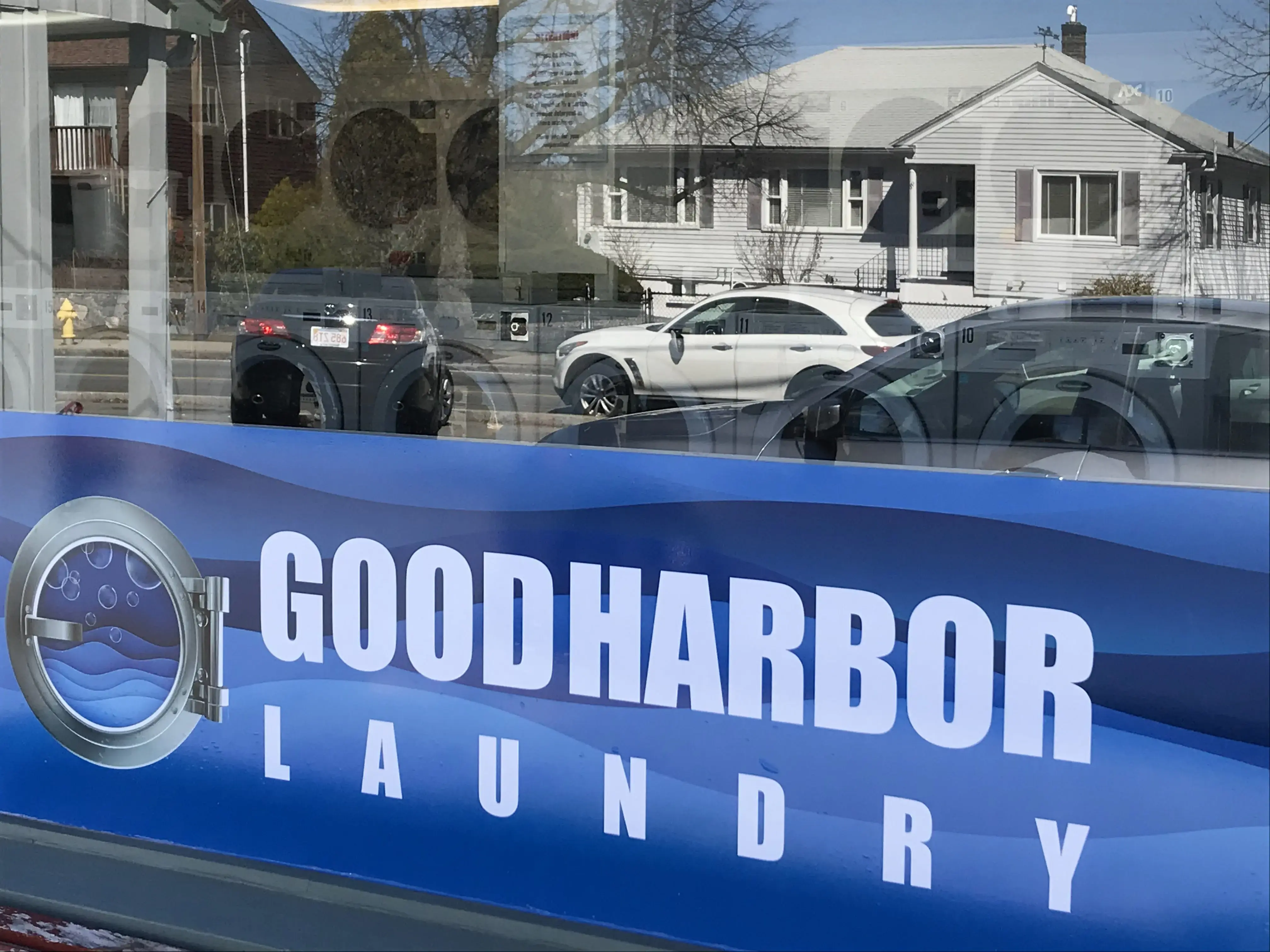 Good Harbor Laundry thumbnail 3
