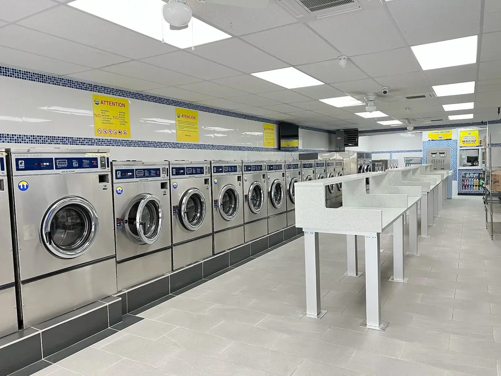 Good Neighbor Laundromat thumbnail 4