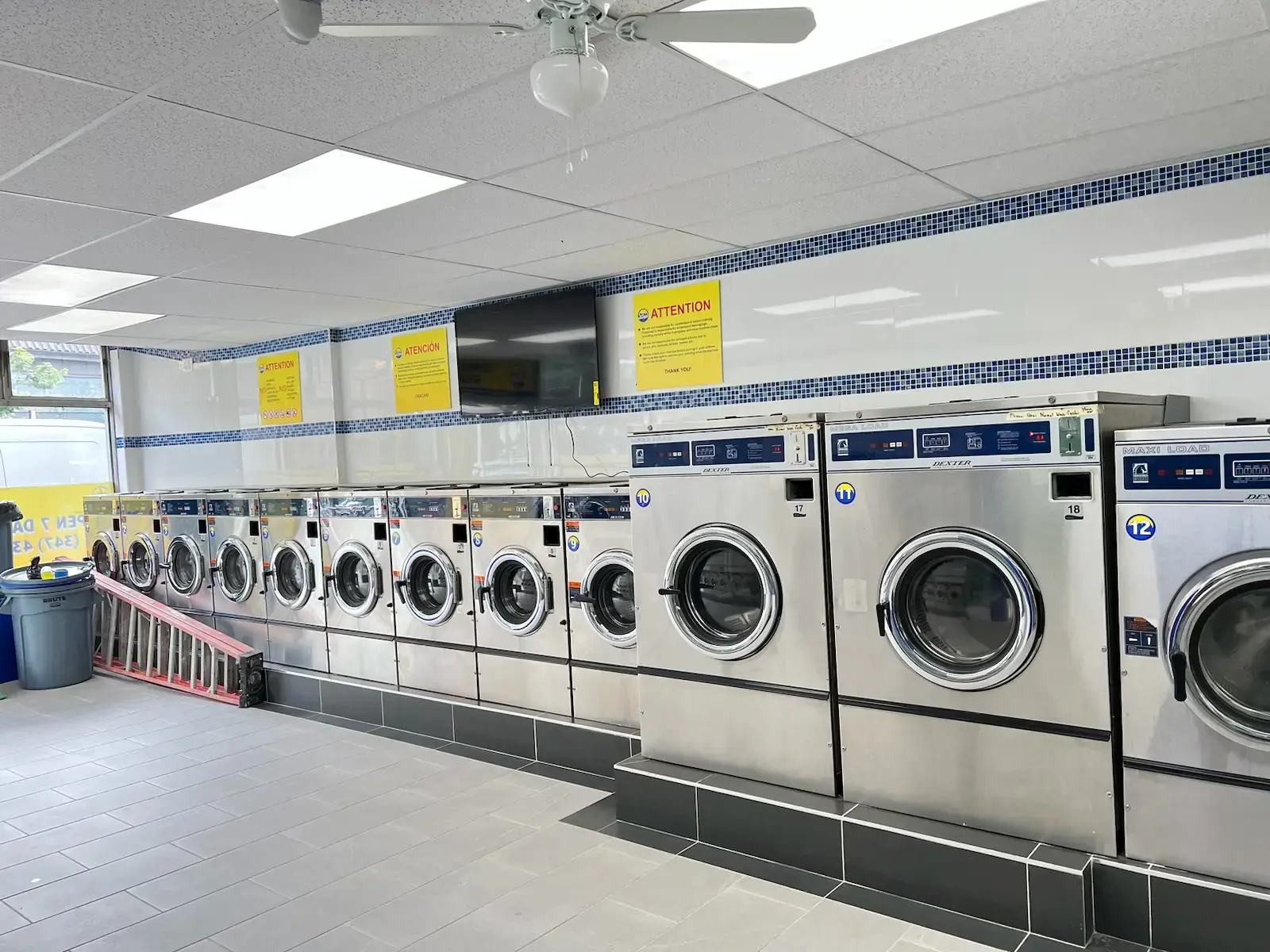 Good Neighbor Laundromat - Image 9