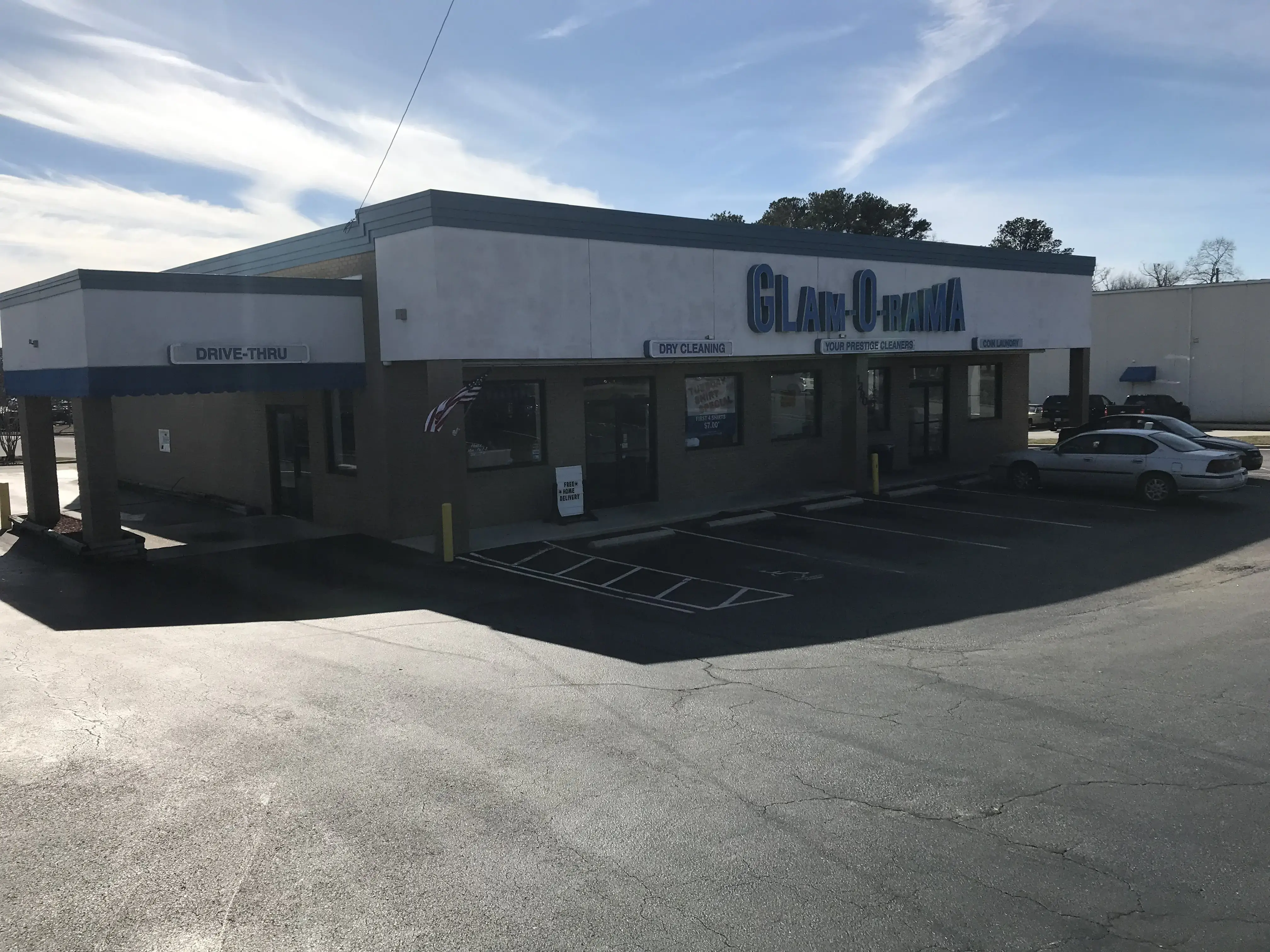 Goodwin's Glam-O-Rama - Image 1
