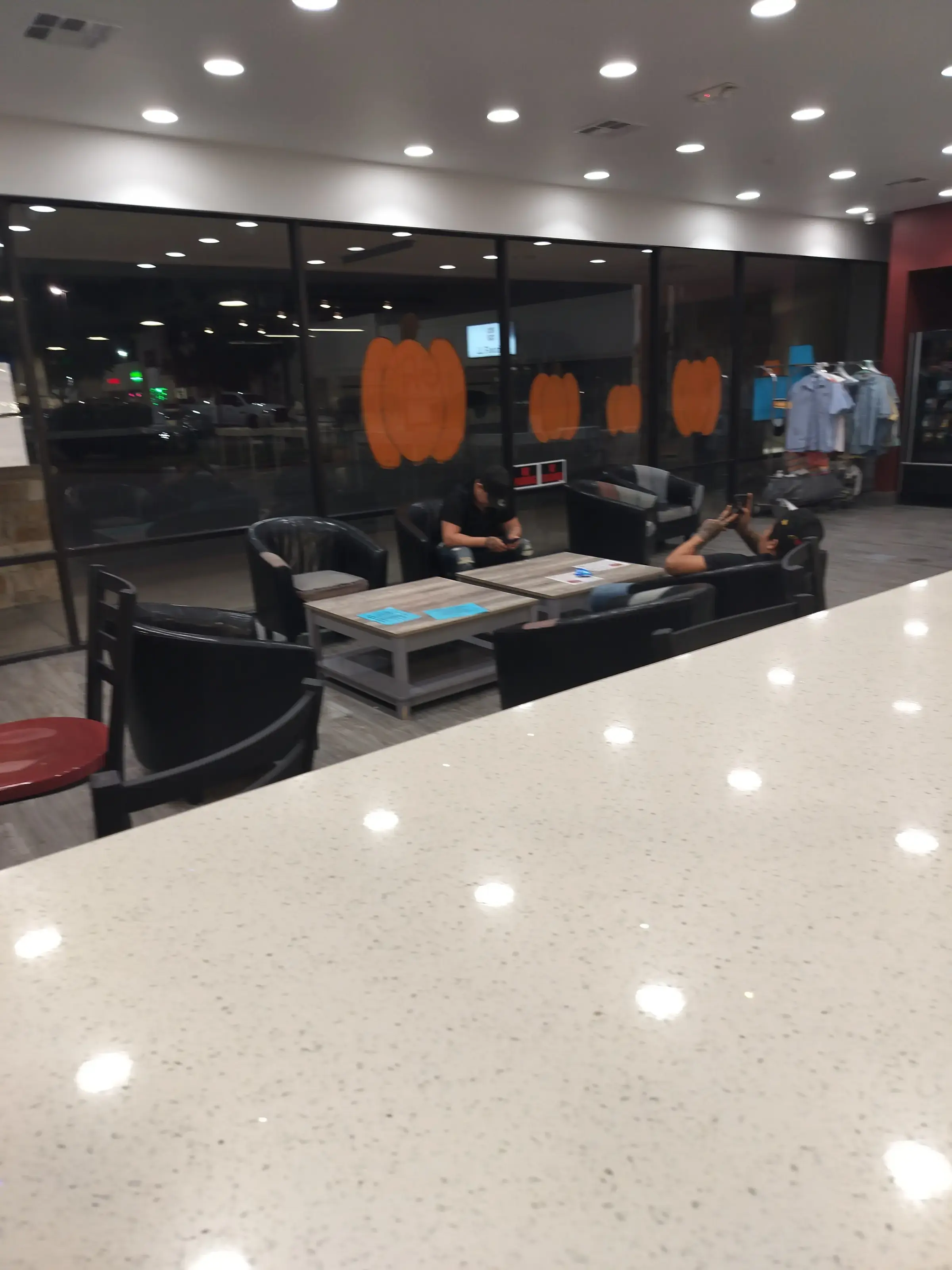 Gr8 Laundry College Station - Image 18