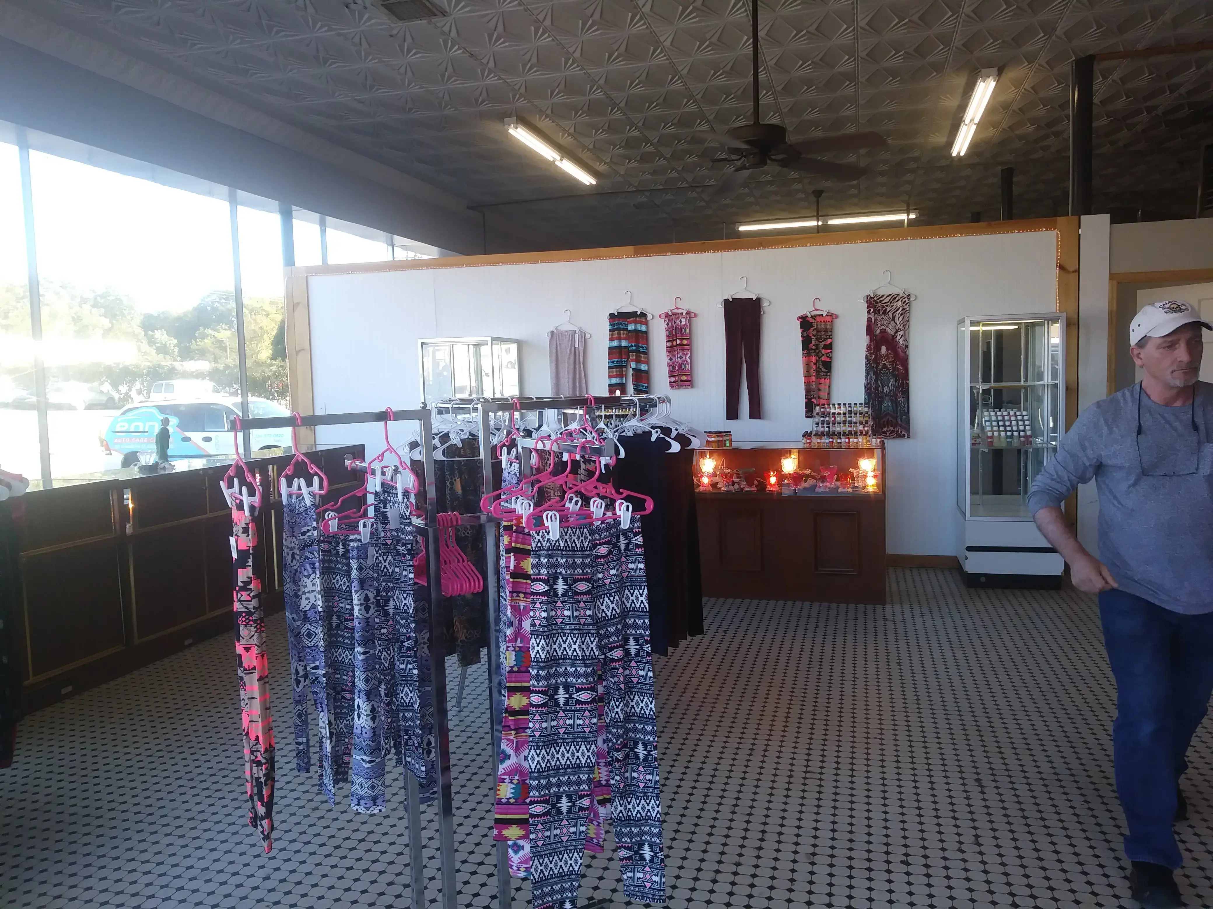 Graham Coin Laundry - Image 2