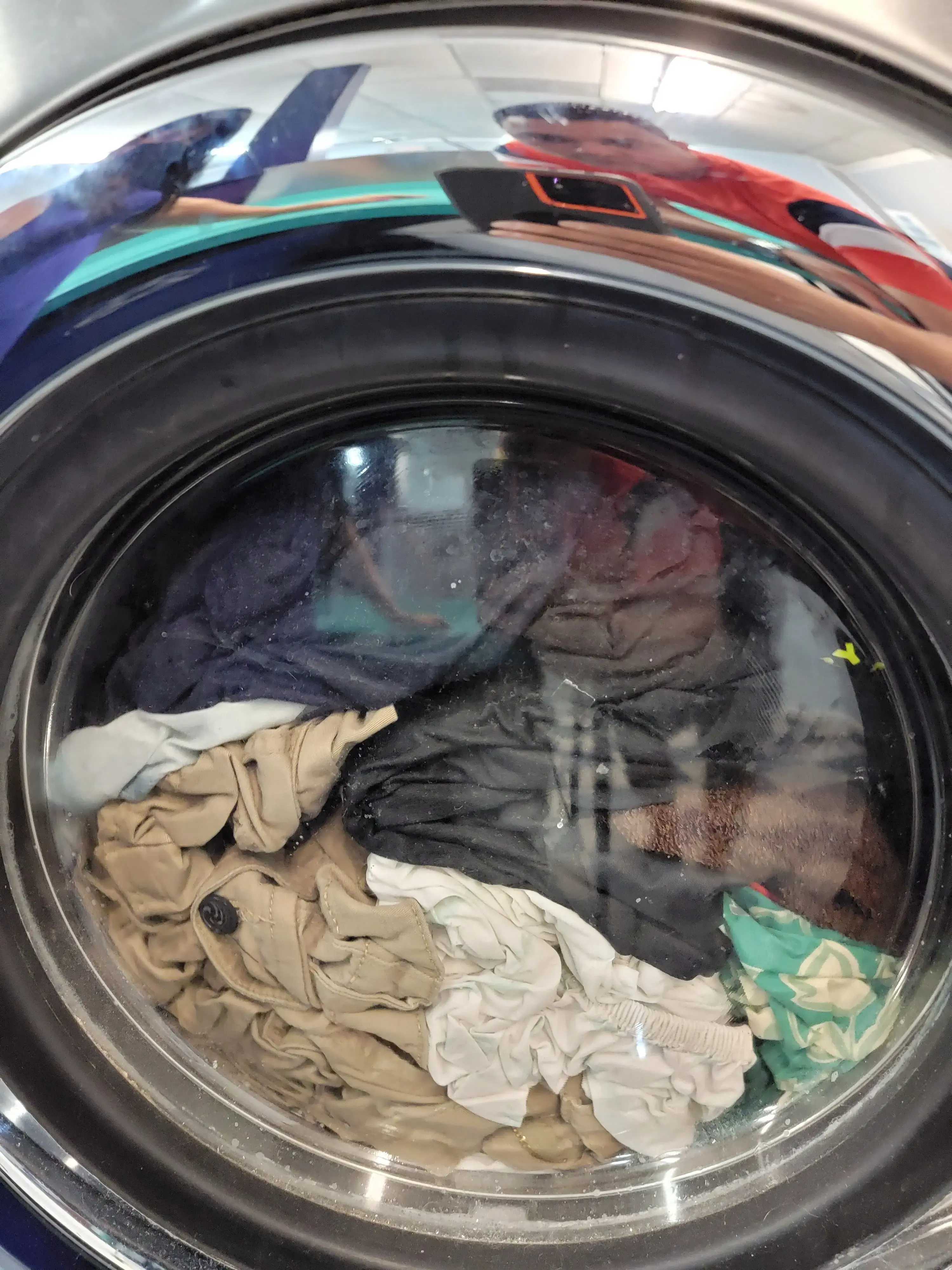 Granada Coin Laundry thumbnail 8