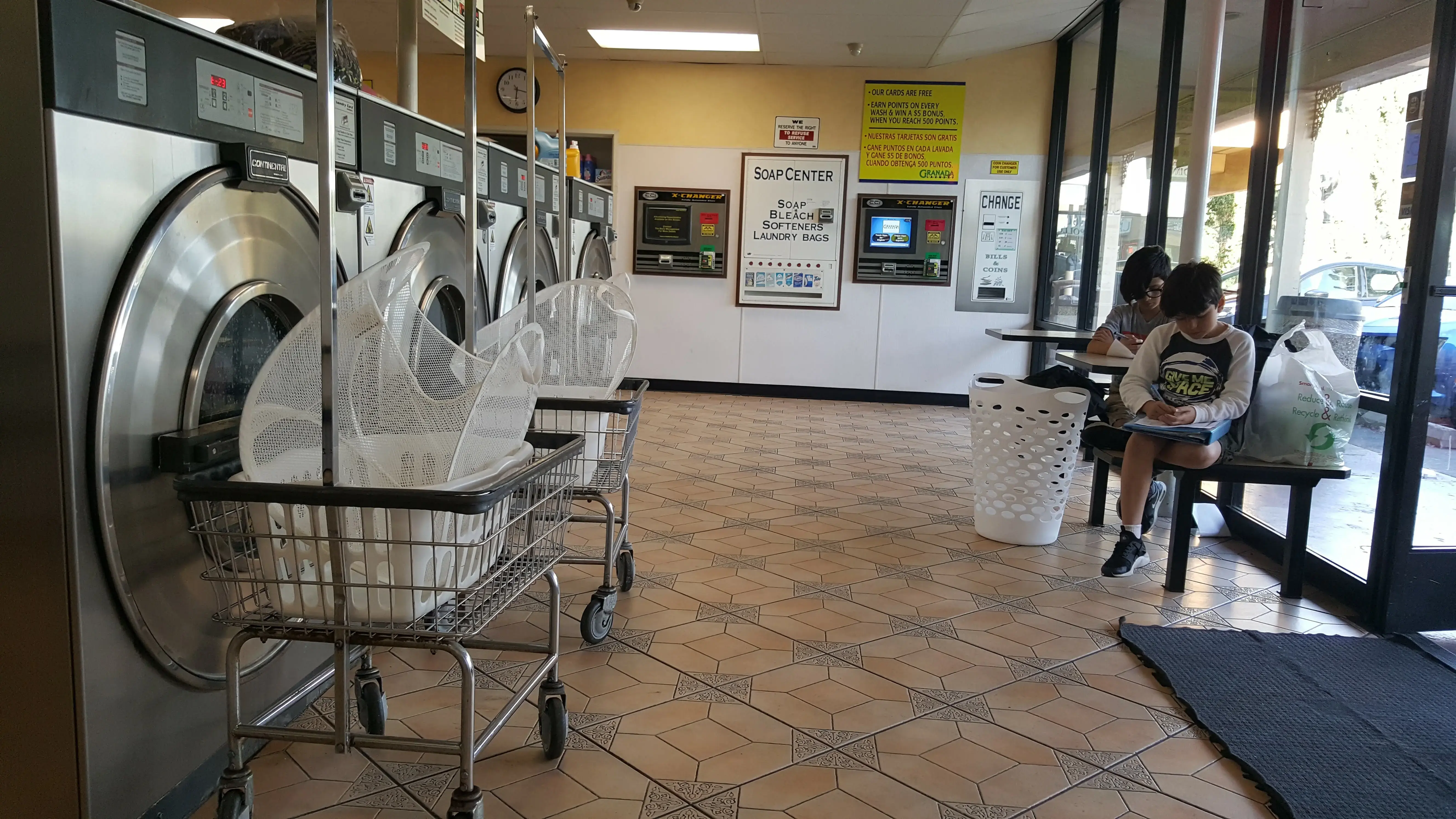 Granada Laundry thumbnail 15