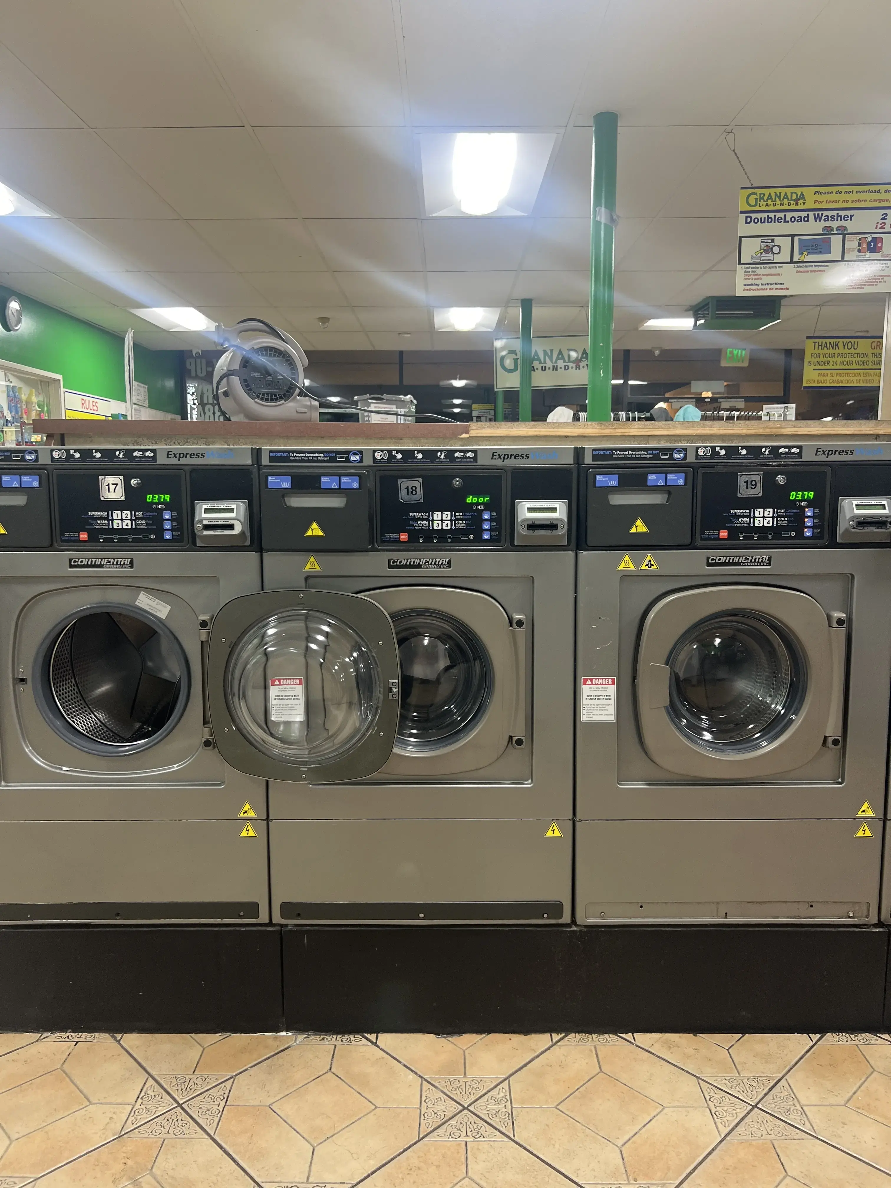 Granada Laundry thumbnail 2