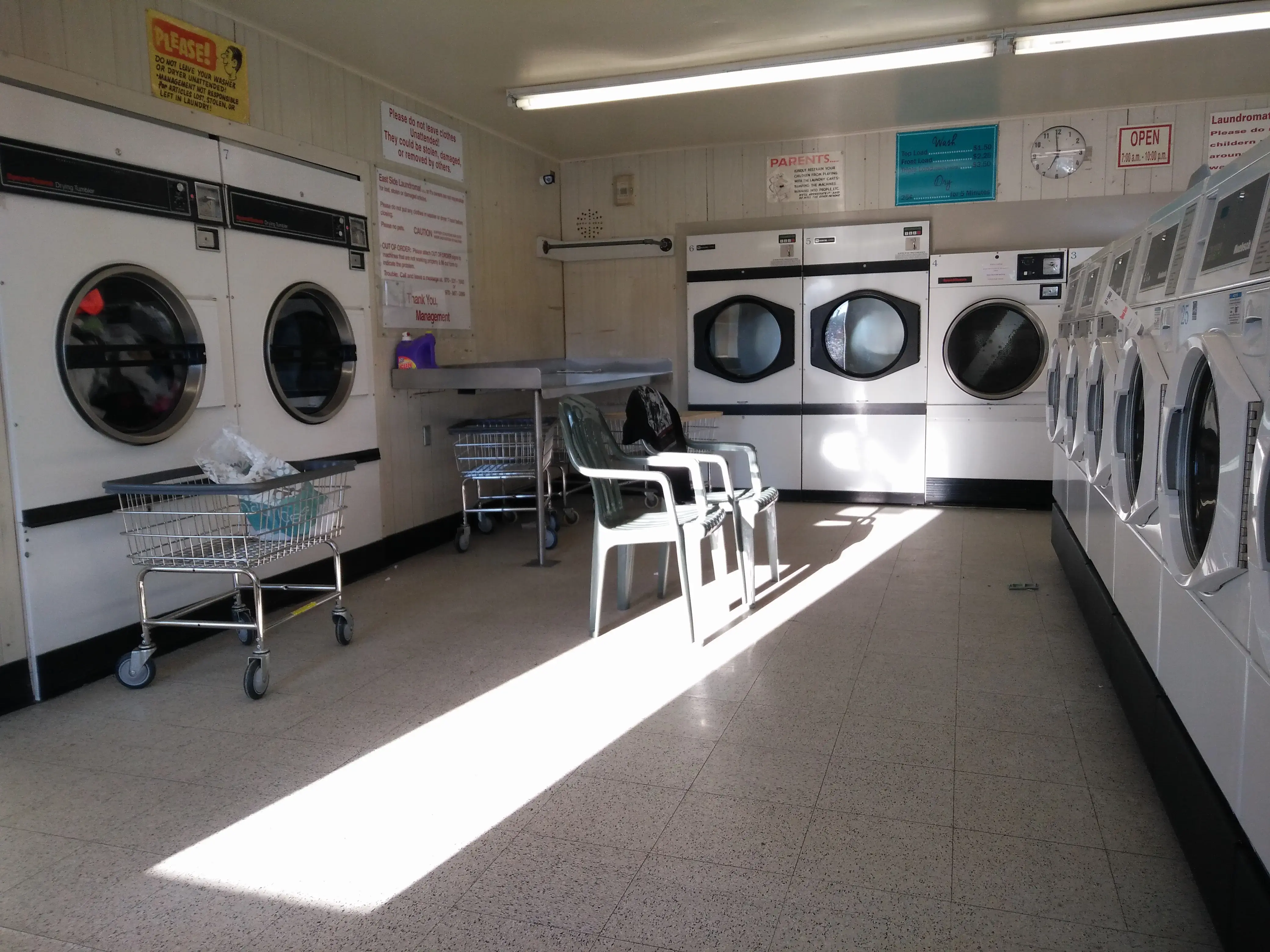 Granby Eastside Laundromat - Image 14