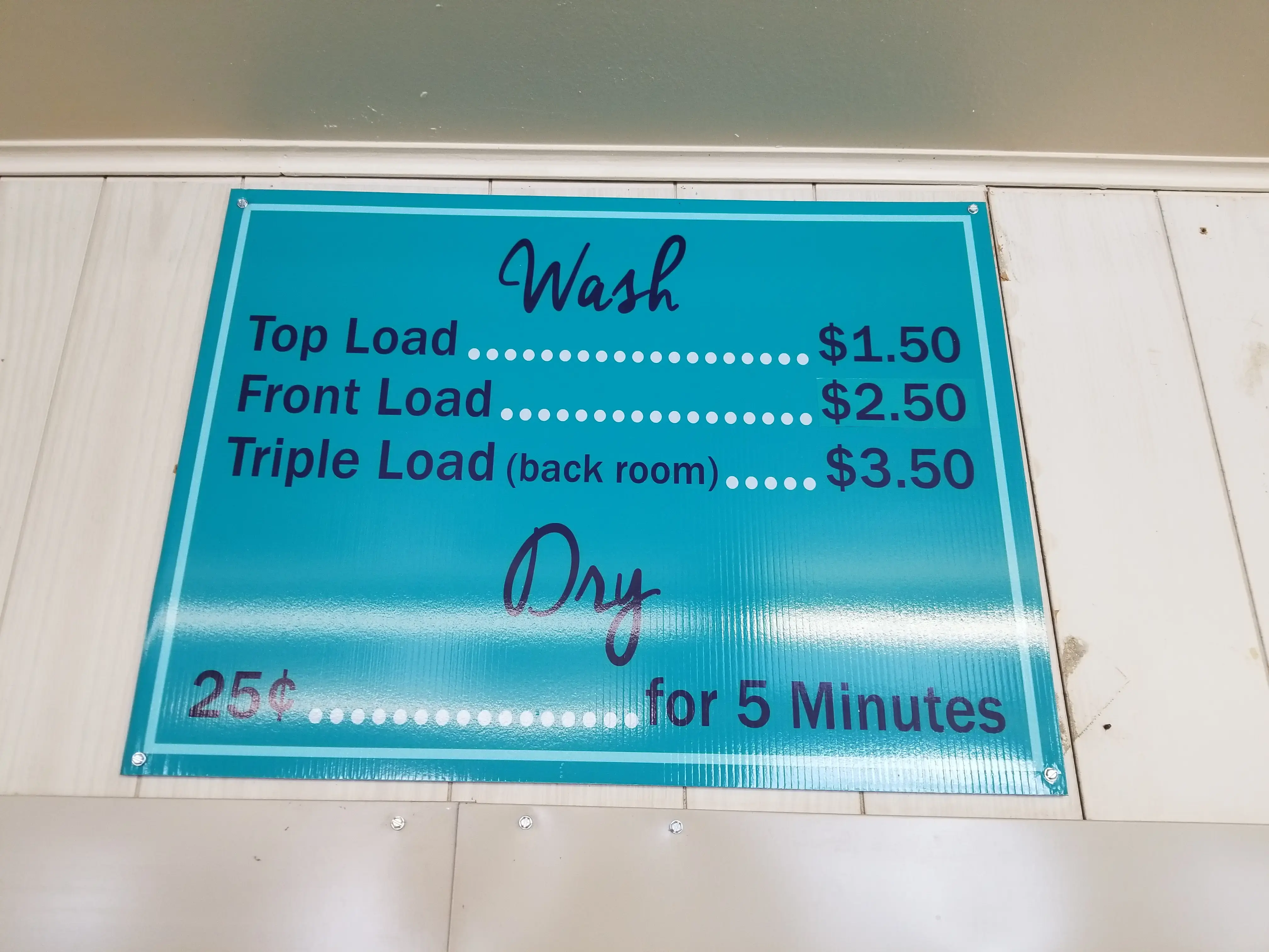 Granby Eastside Laundromat - Image 9