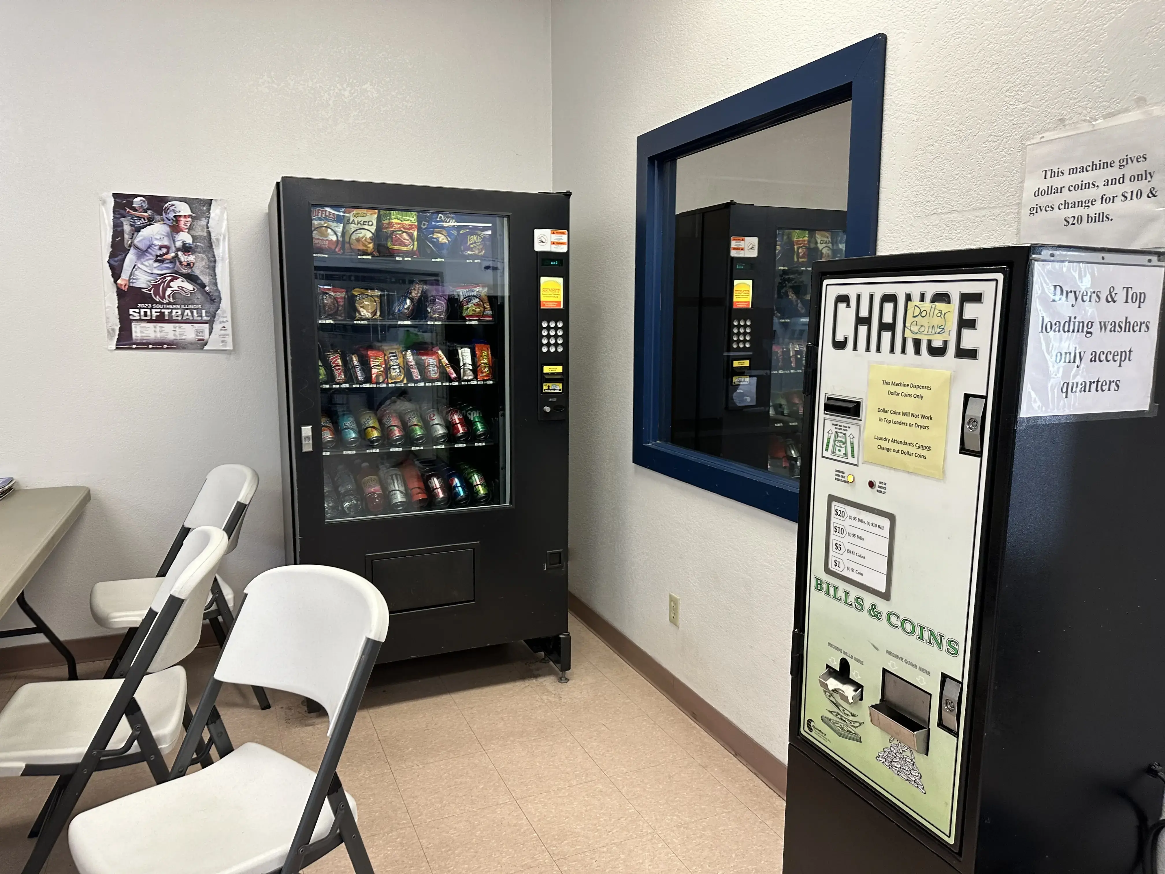 Grand Avenue Laundromat - Image 4