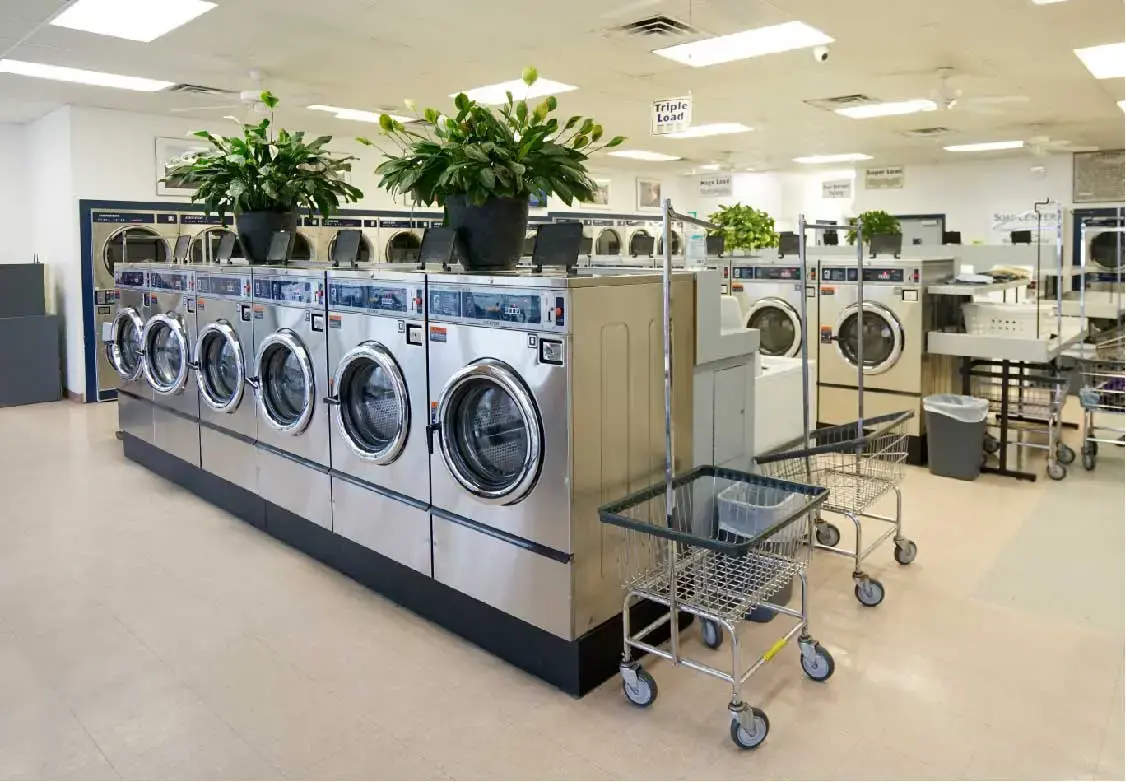 Grand Avenue Laundromat thumbnail 1